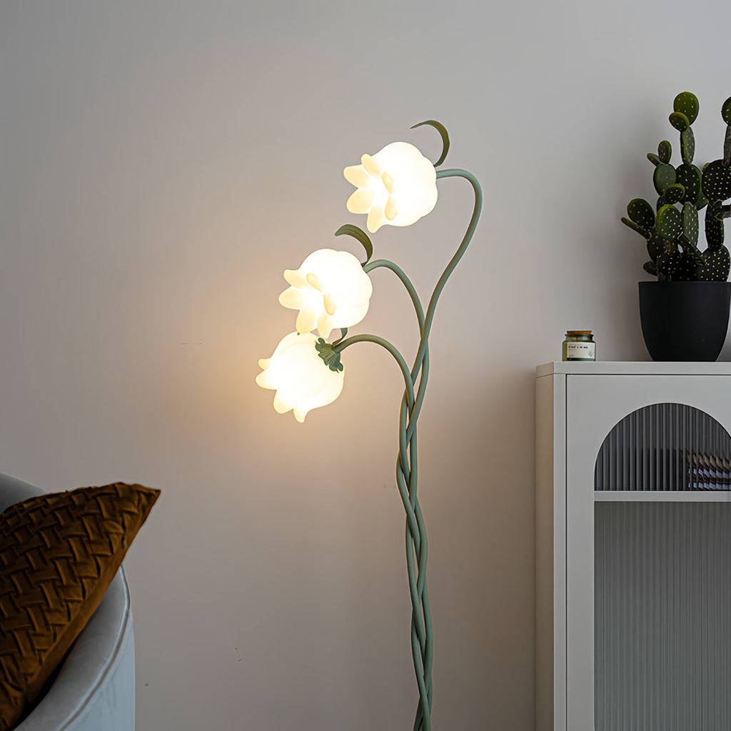 VERDANT VIOLET IRON FLOWER LAMP