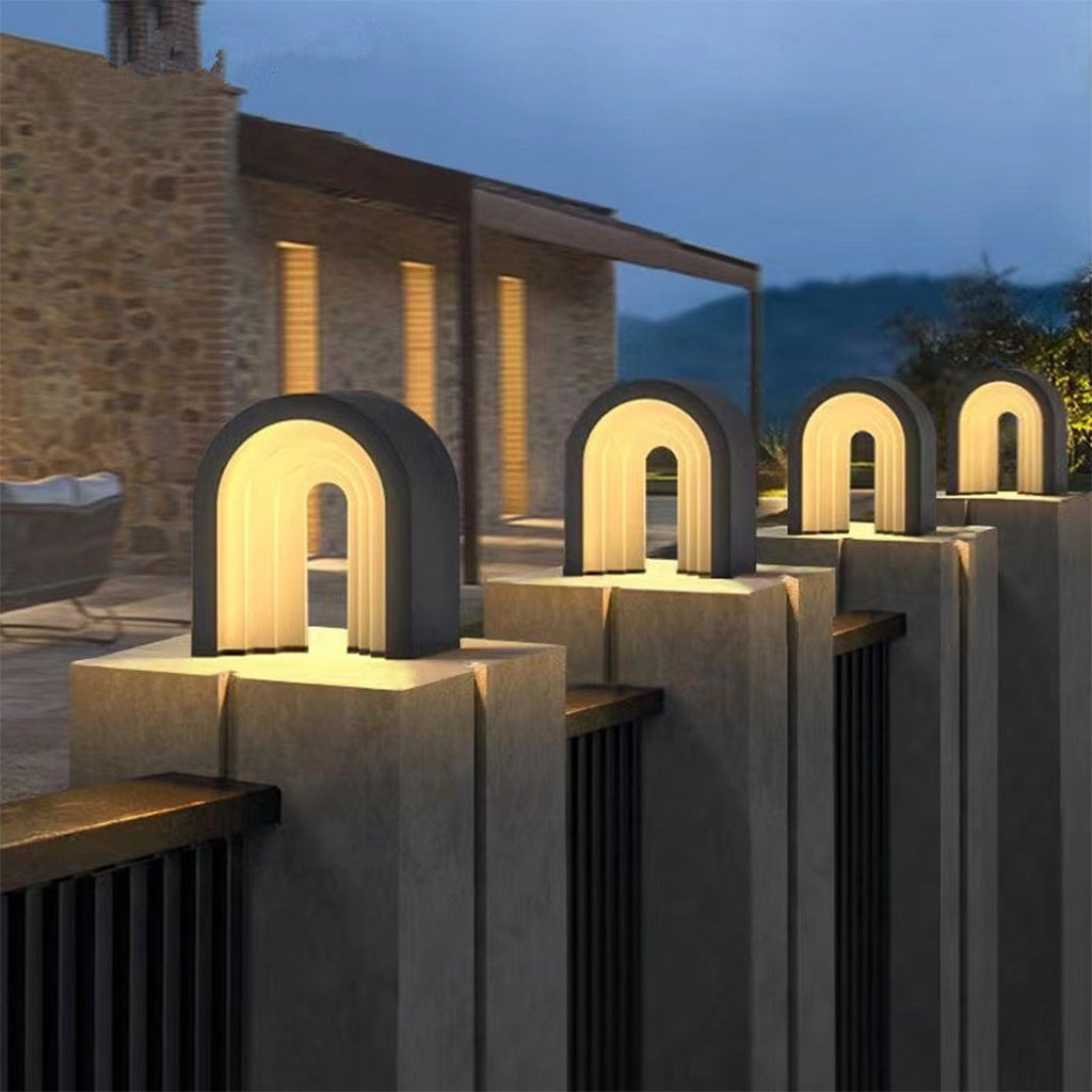 RAVENSCROFT MODERN OUTDOOR COLUMN LANTERN