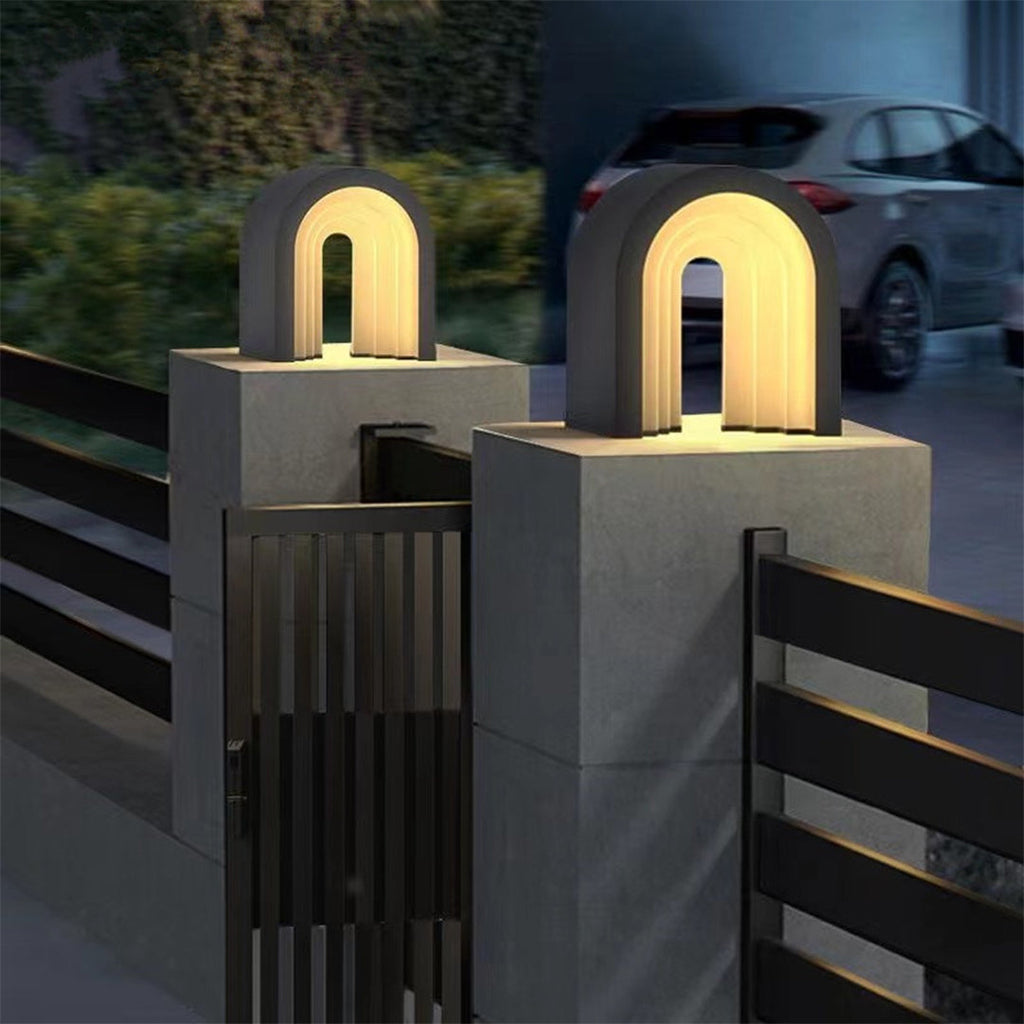RAVENSCROFT MODERN OUTDOOR COLUMN LANTERN