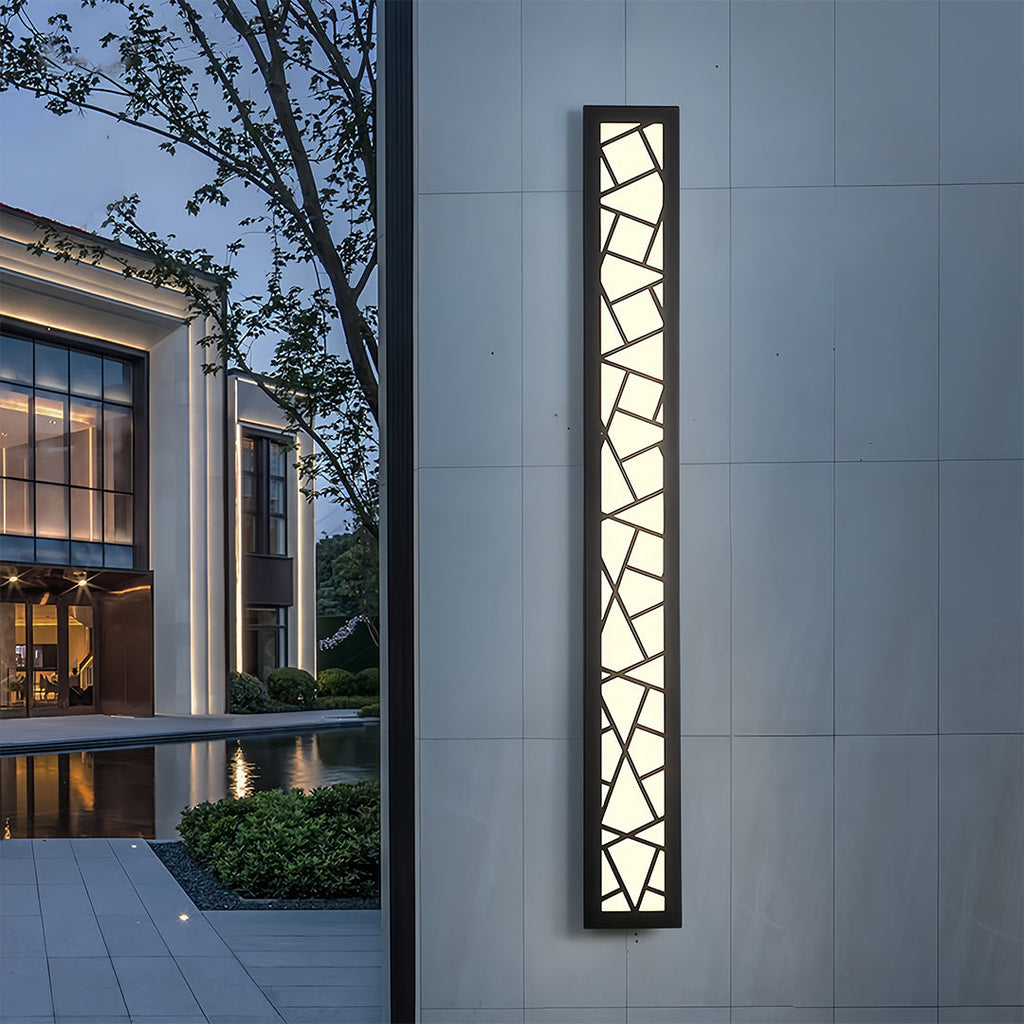 ELMINGTON RAINPROOF LED OUTDOOR SCONCE WITH MINIMALIST DESIGN