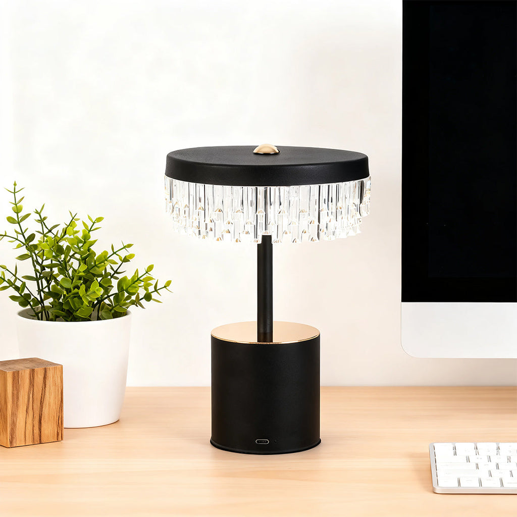 WINTERBOURNE MODERNIST USB TABLE LAMP