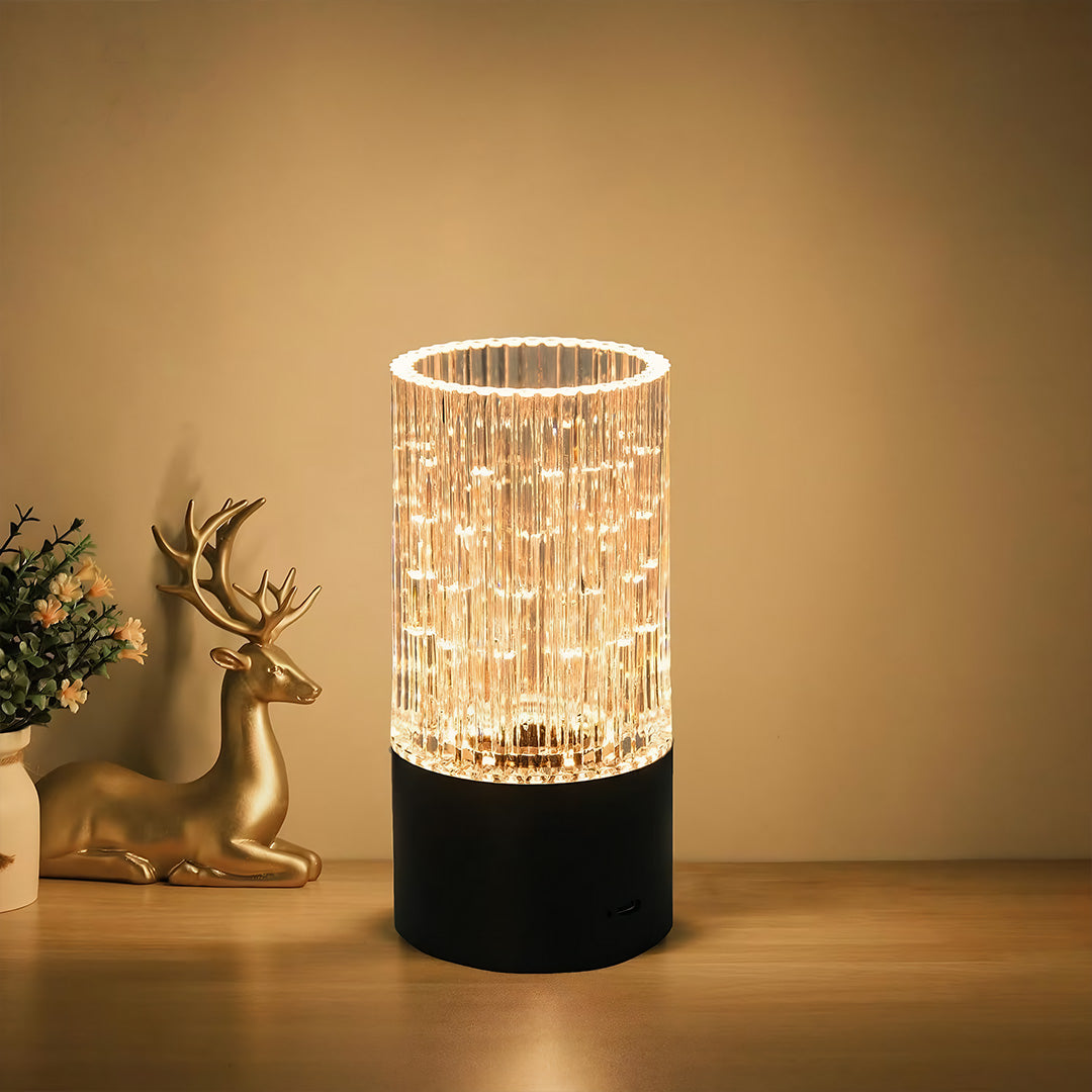 WINTHORPE ARTISAN VASE TABLE LAMP IN MODERN COMPOSITION