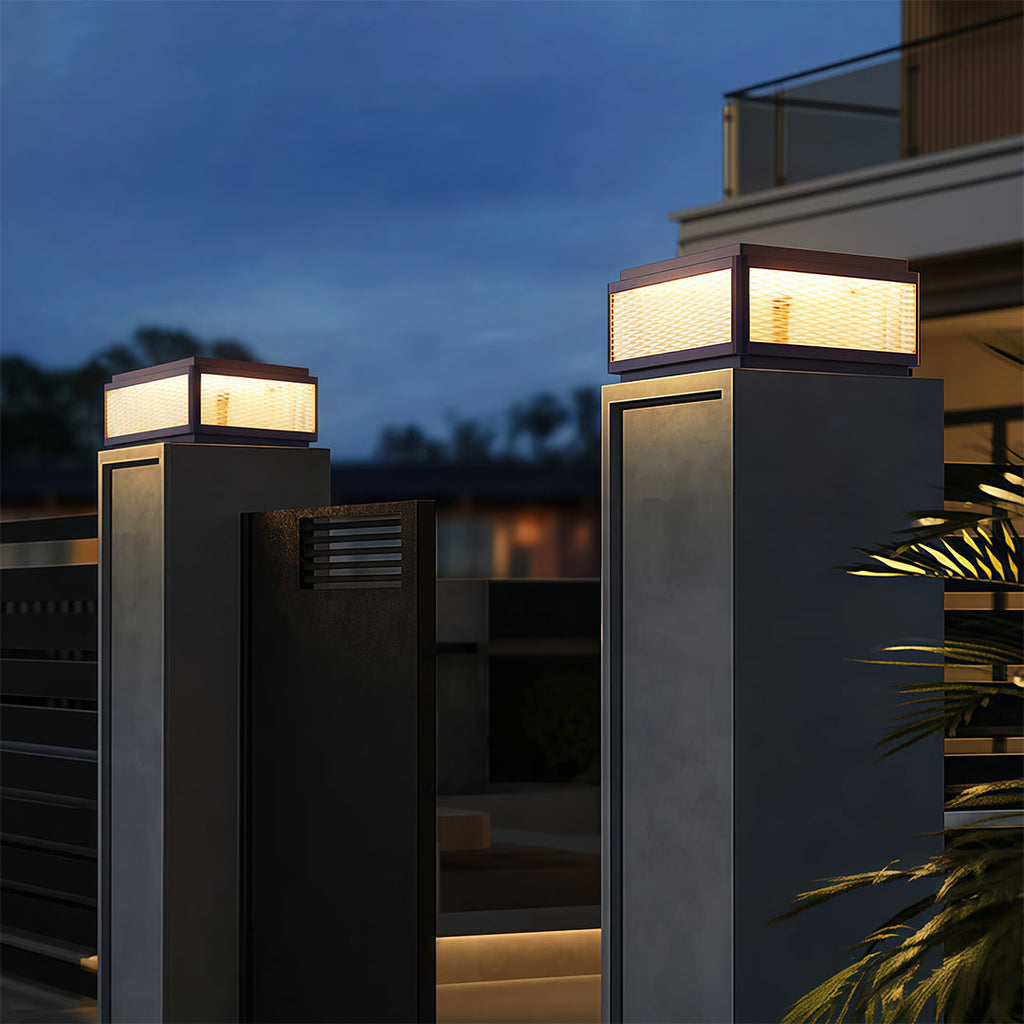 WINTHORPE WEATHERPROOF COLUMN LIGHTING POST