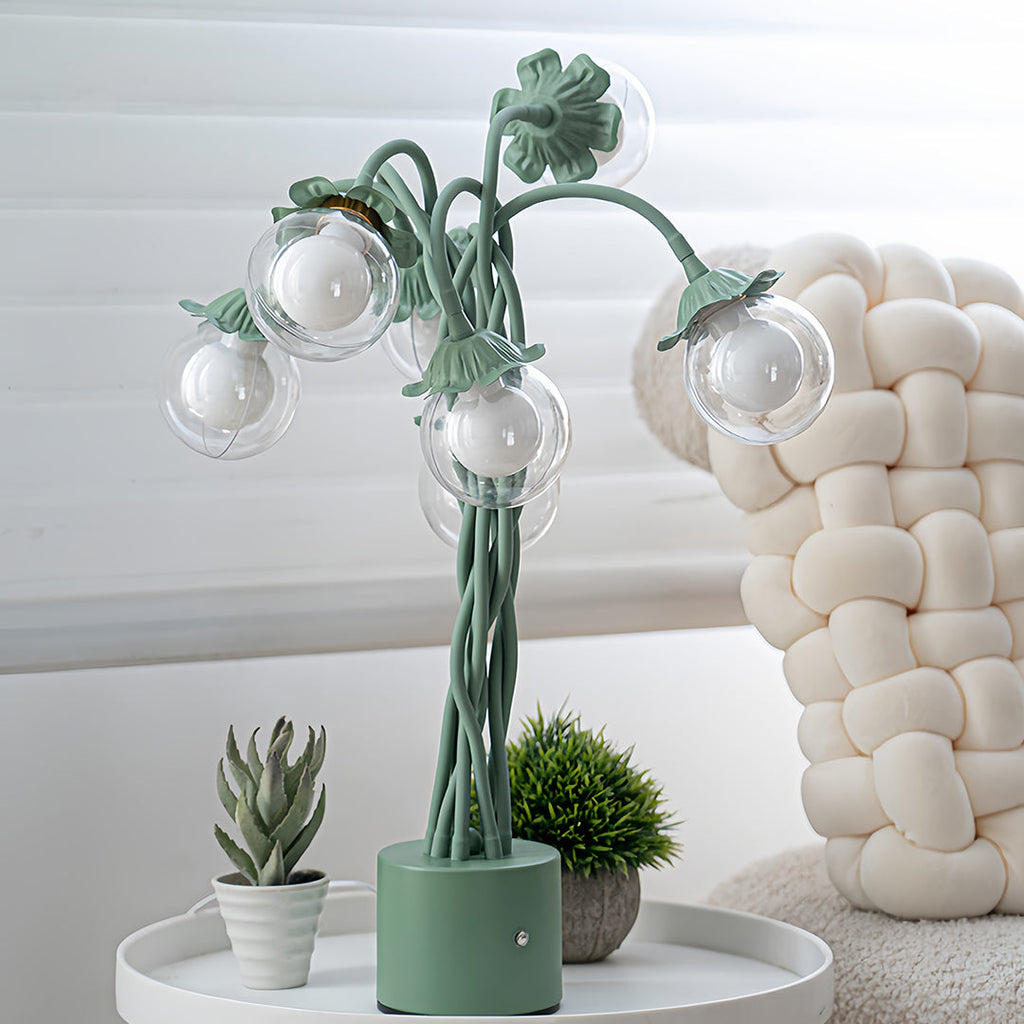 VERDANT BOUQUET GLOBE LAMP - Vintage Floral Illumination