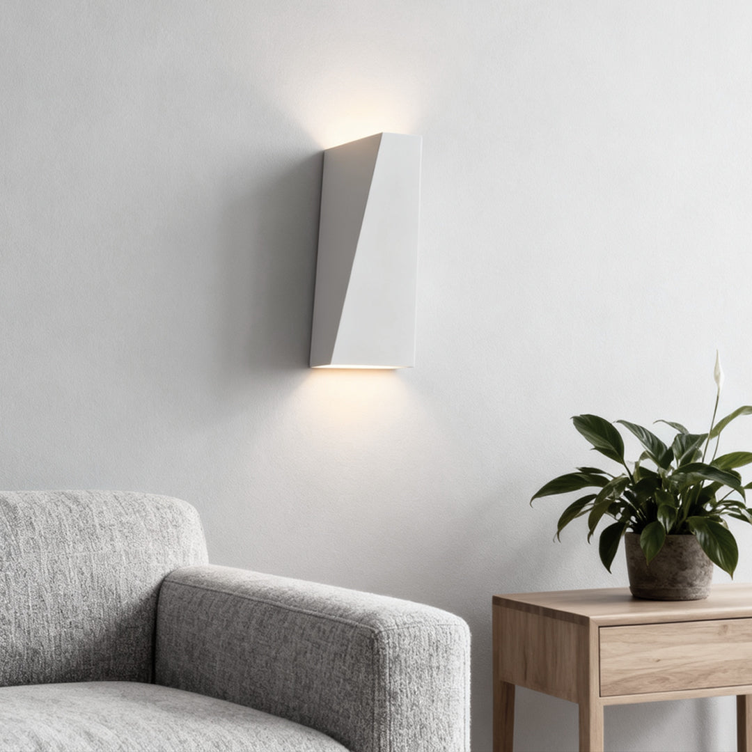 ASTONISHING CUBE LED WALL APPLIQUE