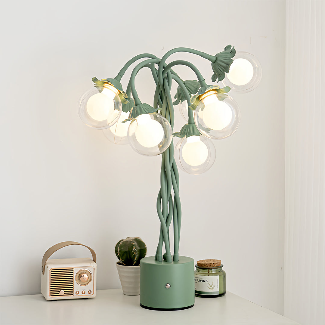 VERDANT BOUQUET GLOBE LAMP - Vintage Floral Illumination