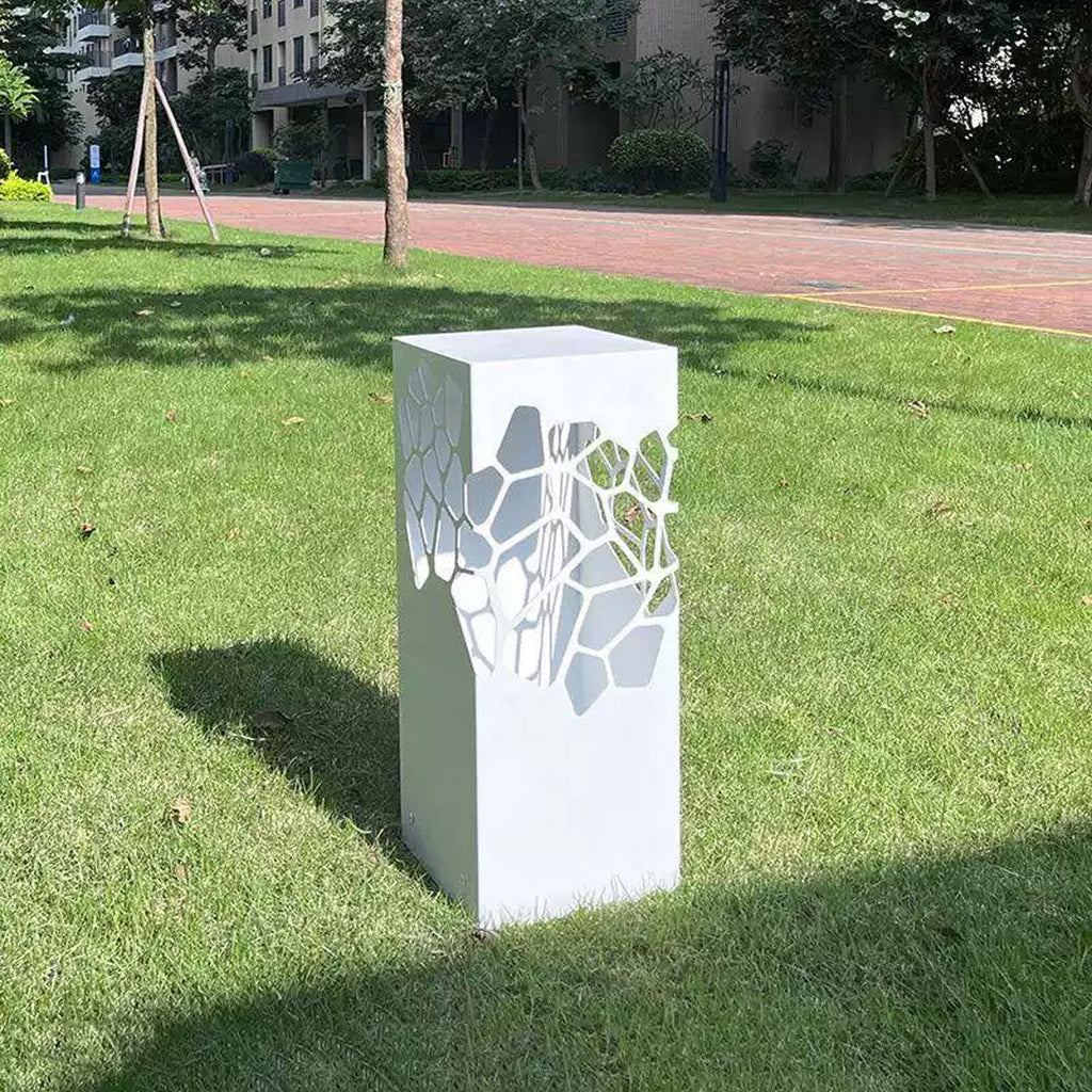 WINDSOR WHITE HOLLOW BOLLARD LANTERN FOR OUTDOOR LANDSCAPING