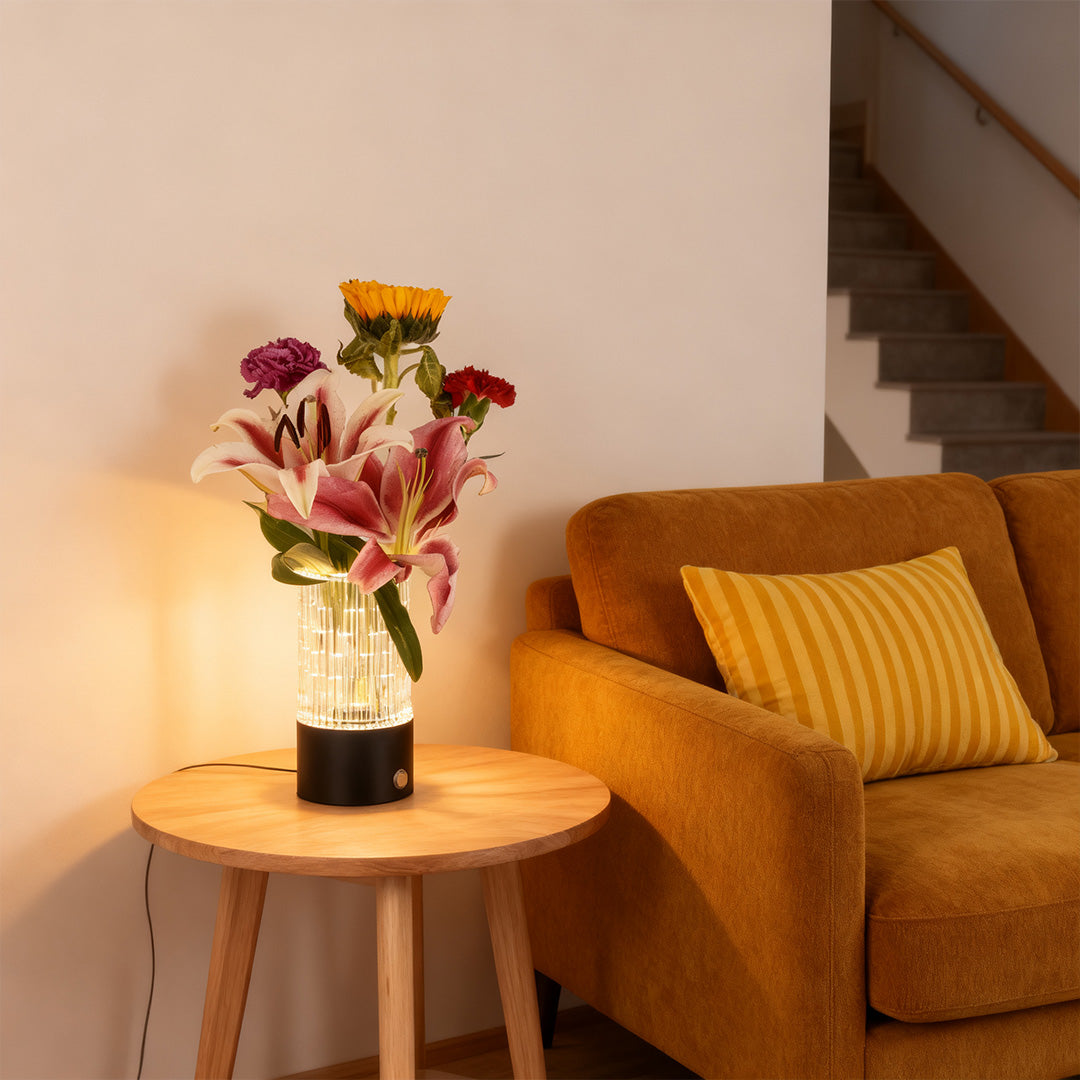 WINTHORPE ARTISAN VASE TABLE LAMP IN MODERN COMPOSITION
