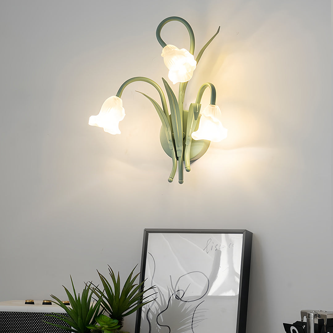 VERDANT BOUQUET WALL SCONCE