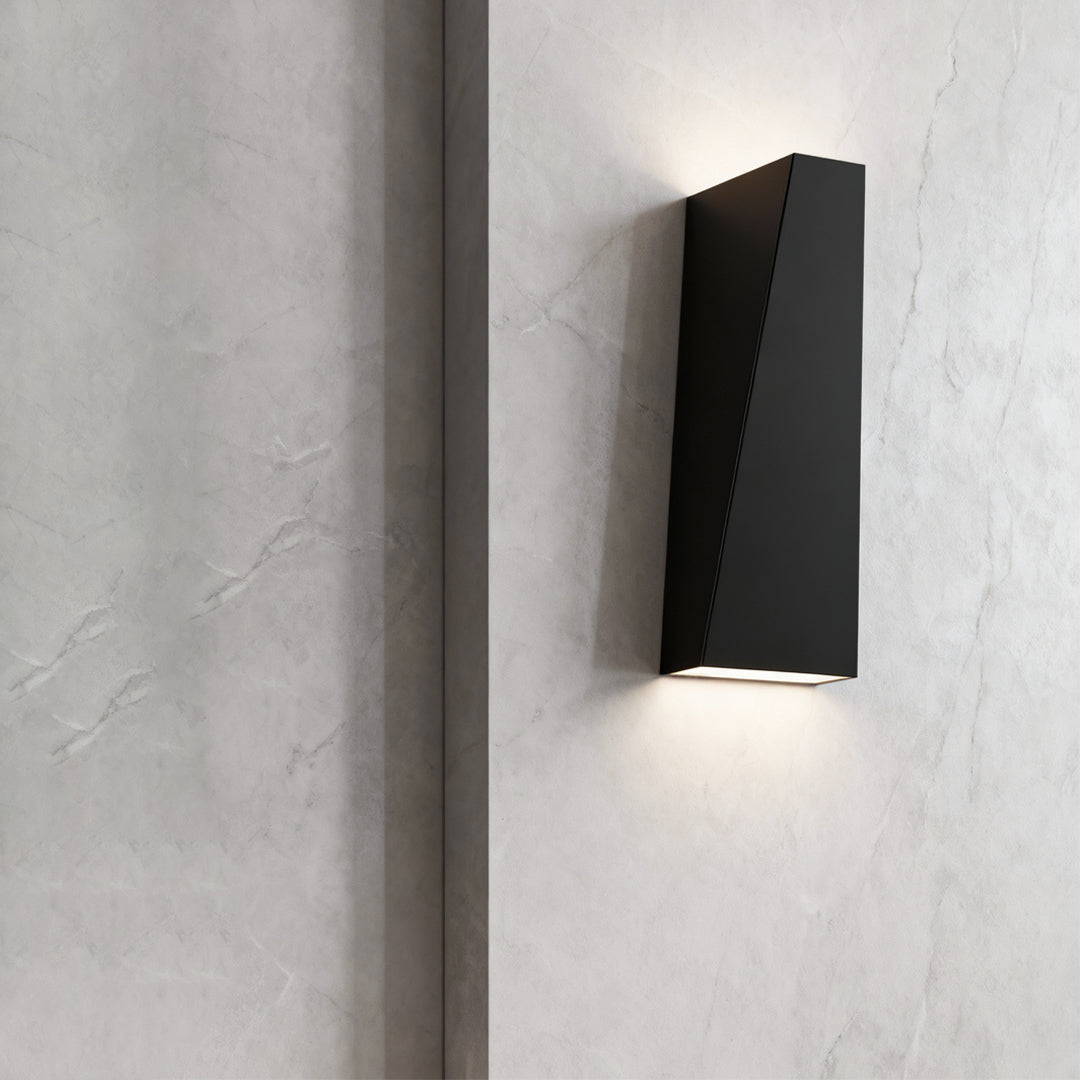 ASTONISHING CUBE LED WALL APPLIQUE