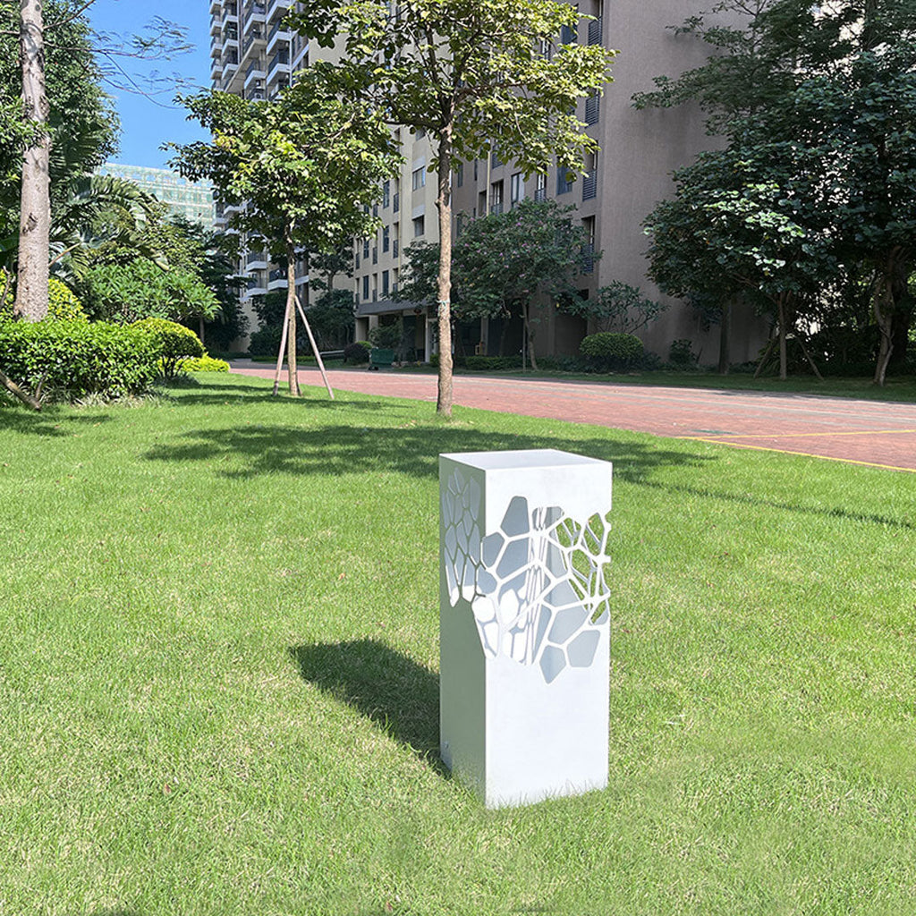 WINDSOR WHITE HOLLOW BOLLARD LANTERN FOR OUTDOOR LANDSCAPING