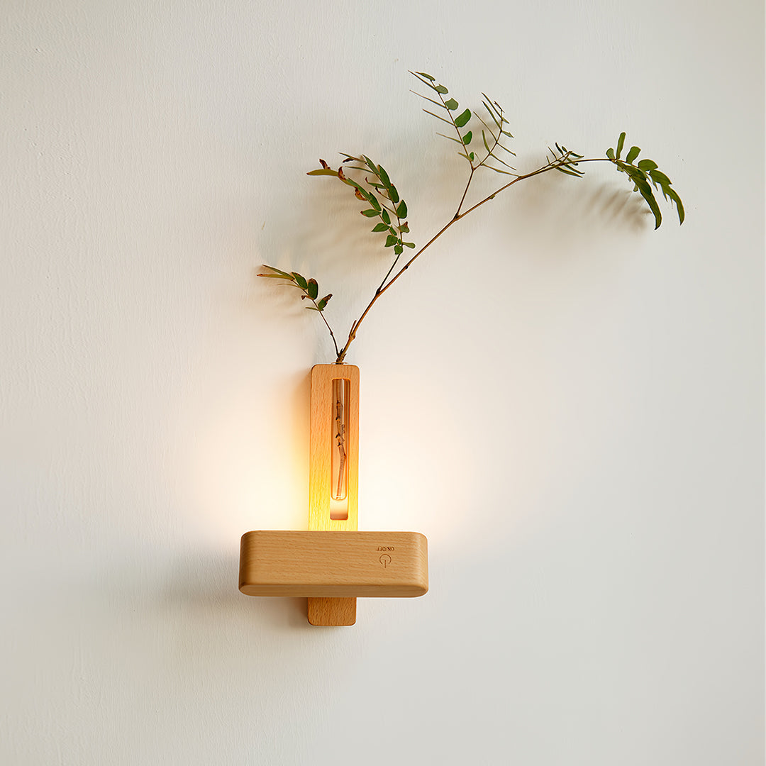 FENWICK WOODEN ILLUMINATED VASE LIGHT WITH MAGNETIC WIRELESS DESIGN