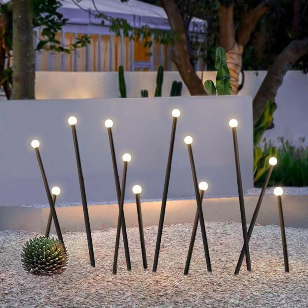 WINDSOR GARDEN BEACON: WATER-RESISTANT LED GROUNDED LUMINAIRE