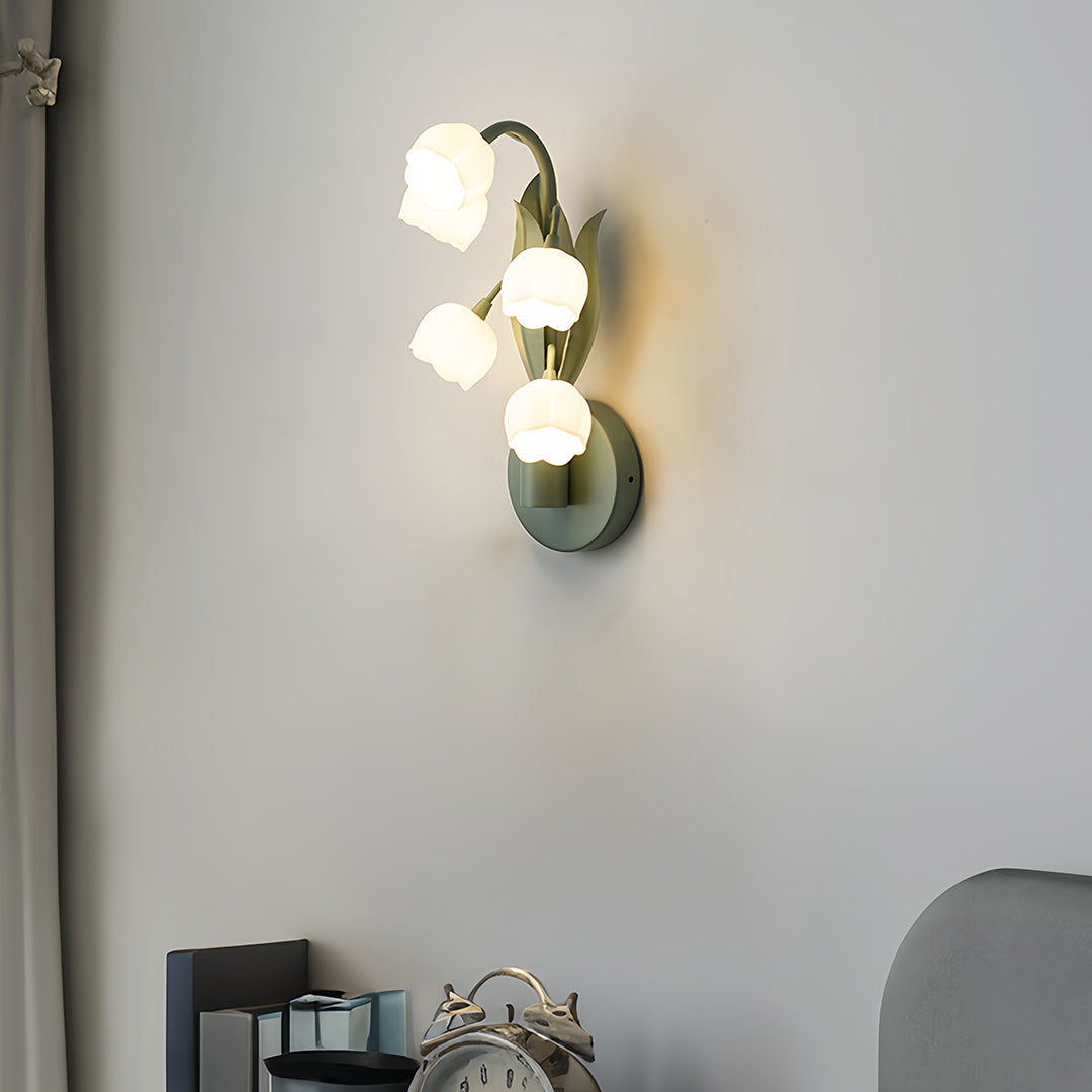 VIOLETTE PETAL GLAZED LANTERN