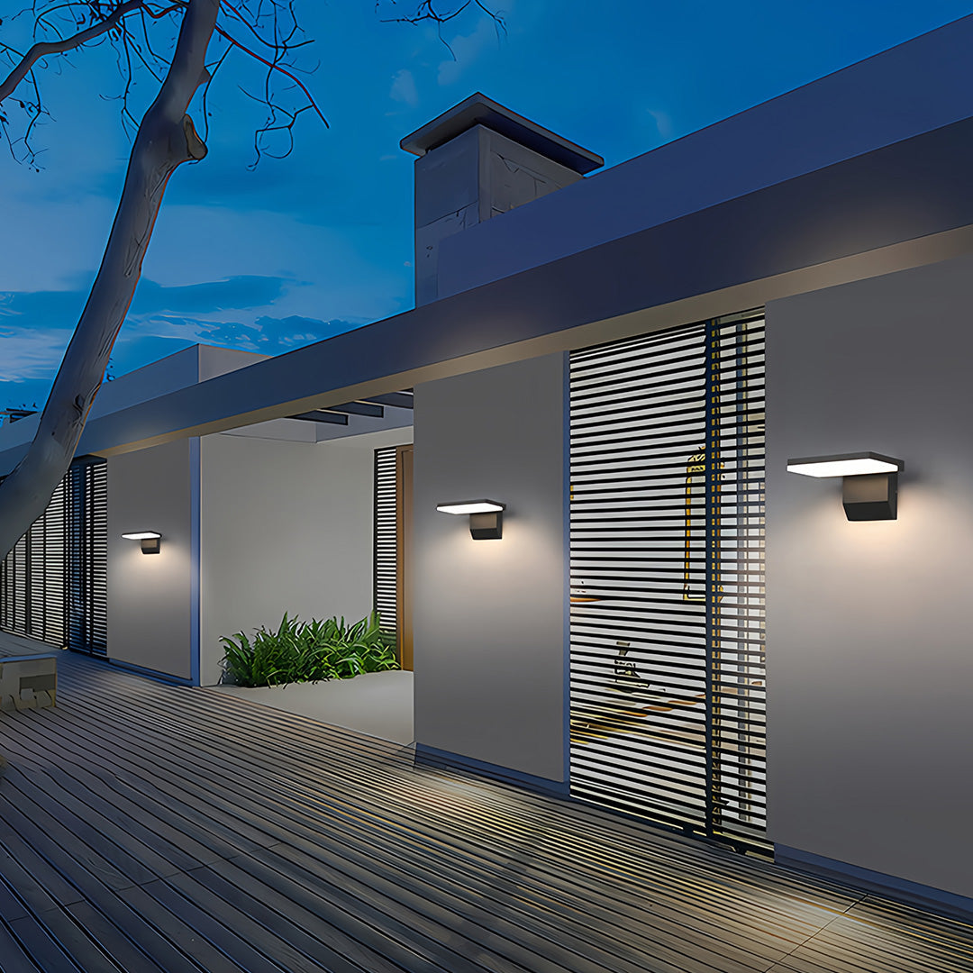 WINTHROP ALUMINUM OUTDOOR ADJUSTABLE WALL SCONCE