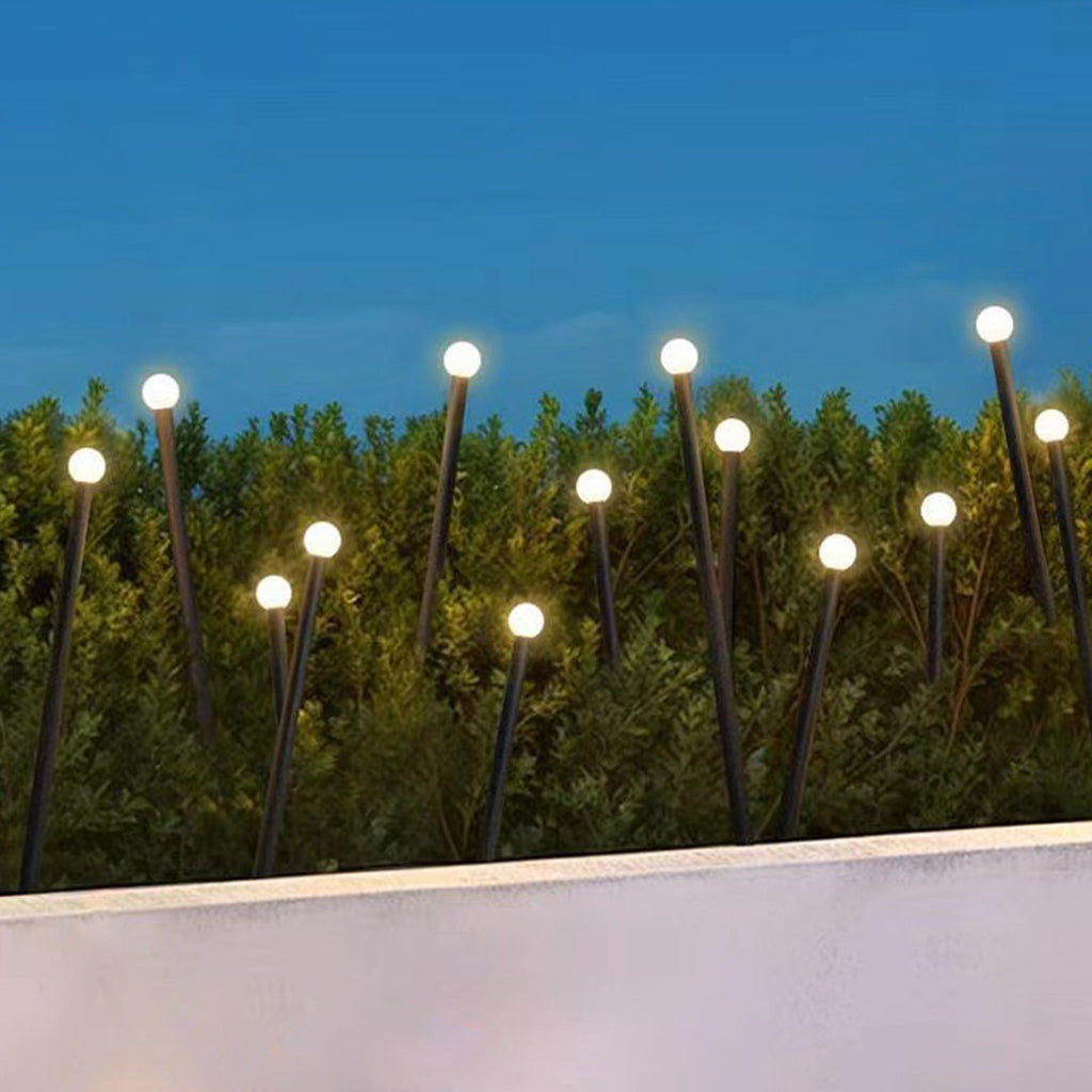 WINDSOR GARDEN BEACON: WATER-RESISTANT LED GROUNDED LUMINAIRE