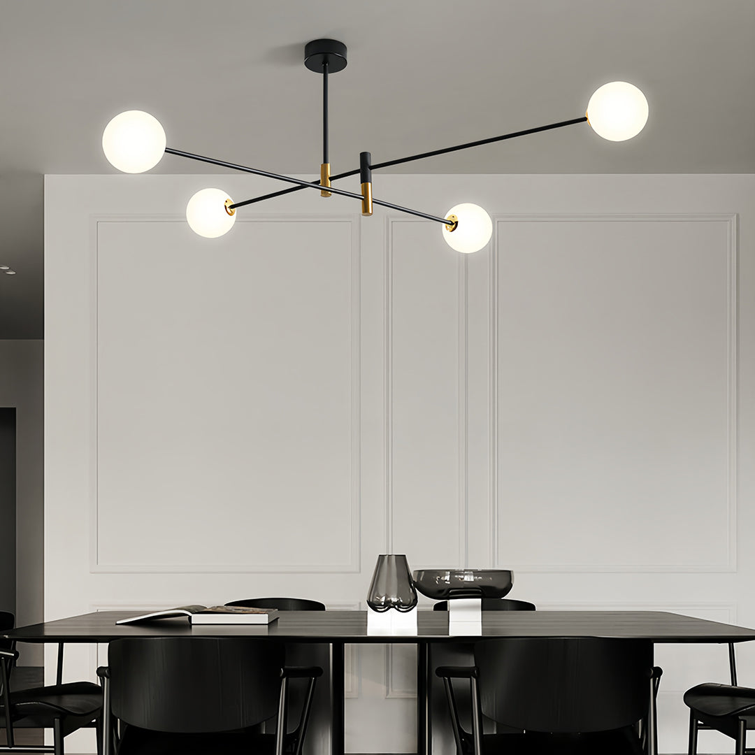 THISTLEWOOD BRANCH ILLUMINATOR IN ONYX AND GOLD