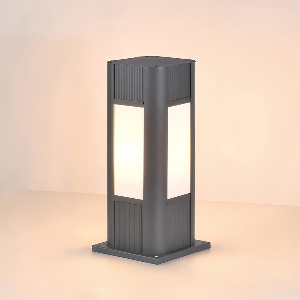 BLACKTHORN SQUARE OUTDOOR ILLUMINATOR WITH WATERPROOF DESIGN