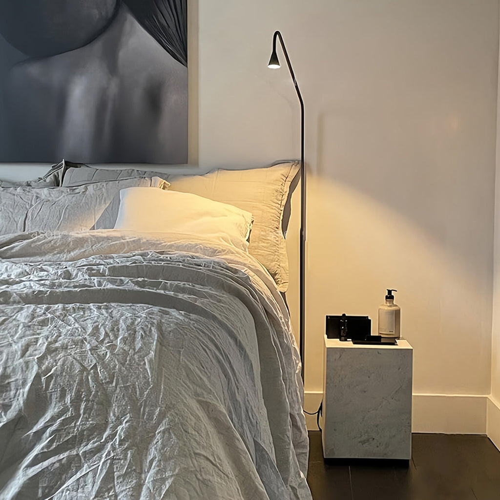 RAVENWOOD TWIN-TONE LED READING LANTERN