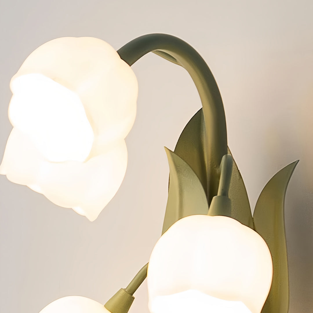 VIOLETTE PETAL GLAZED LANTERN