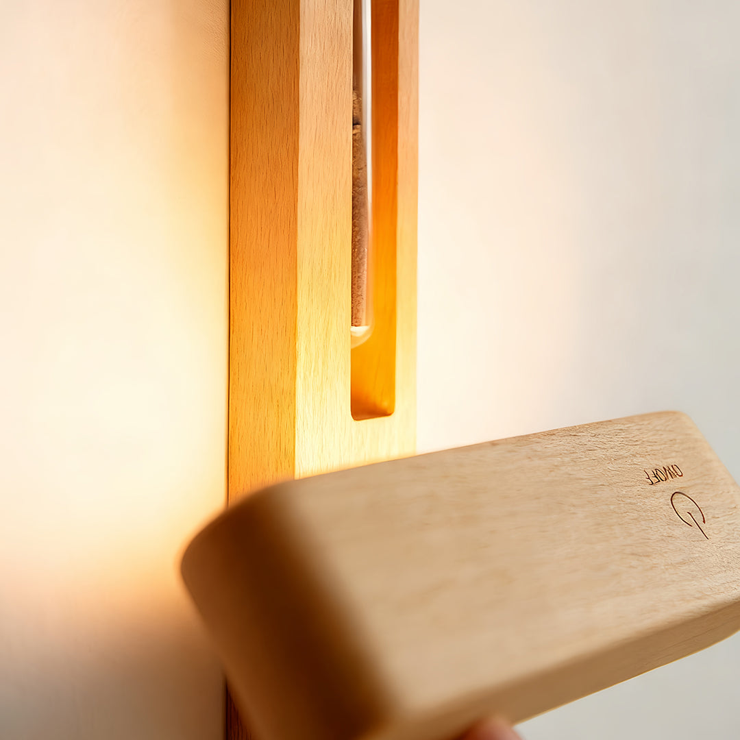 FENWICK WOODEN ILLUMINATED VASE LIGHT WITH MAGNETIC WIRELESS DESIGN