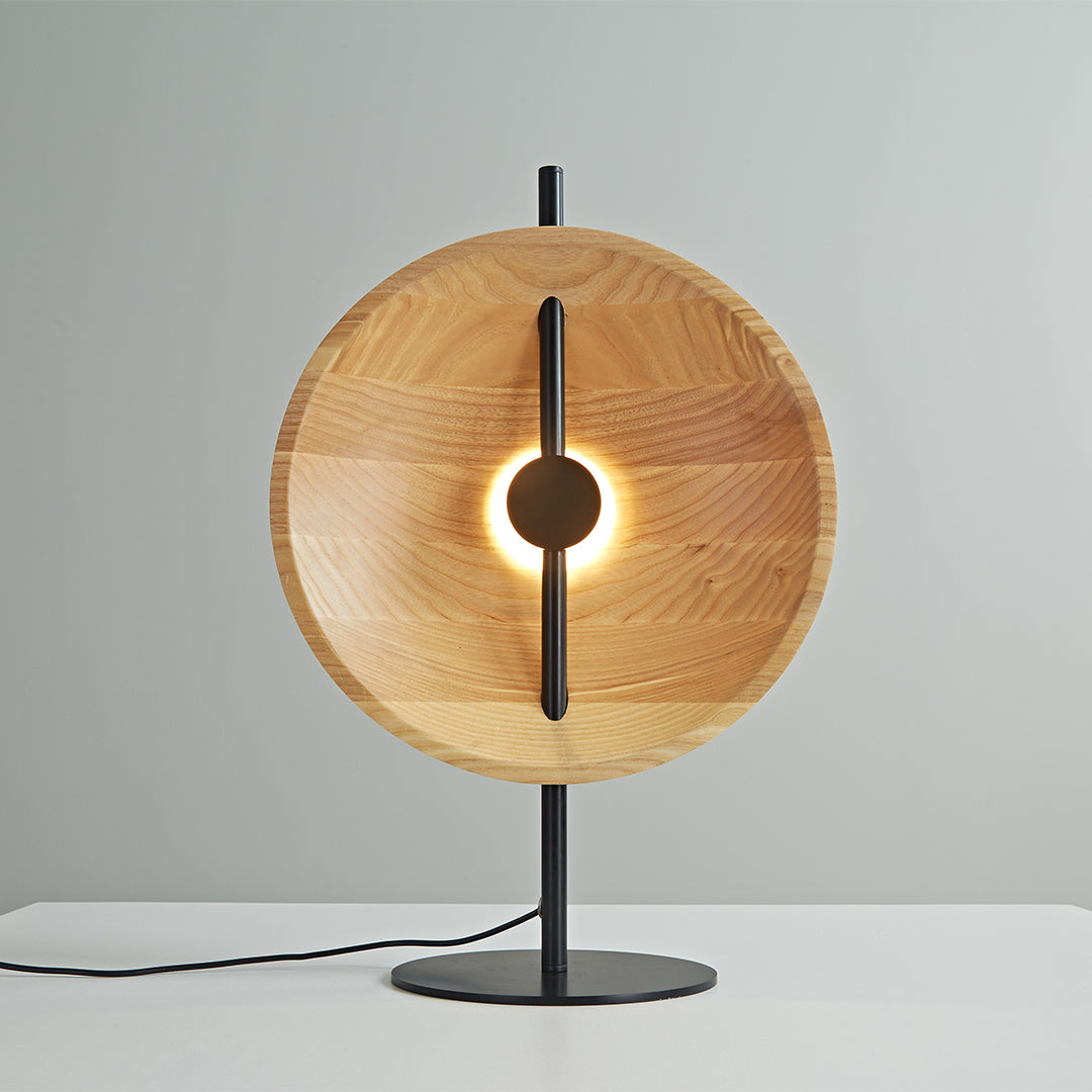 BRACKENWOOD SCULPTURAL LAMP OF NATURAL FLAIR