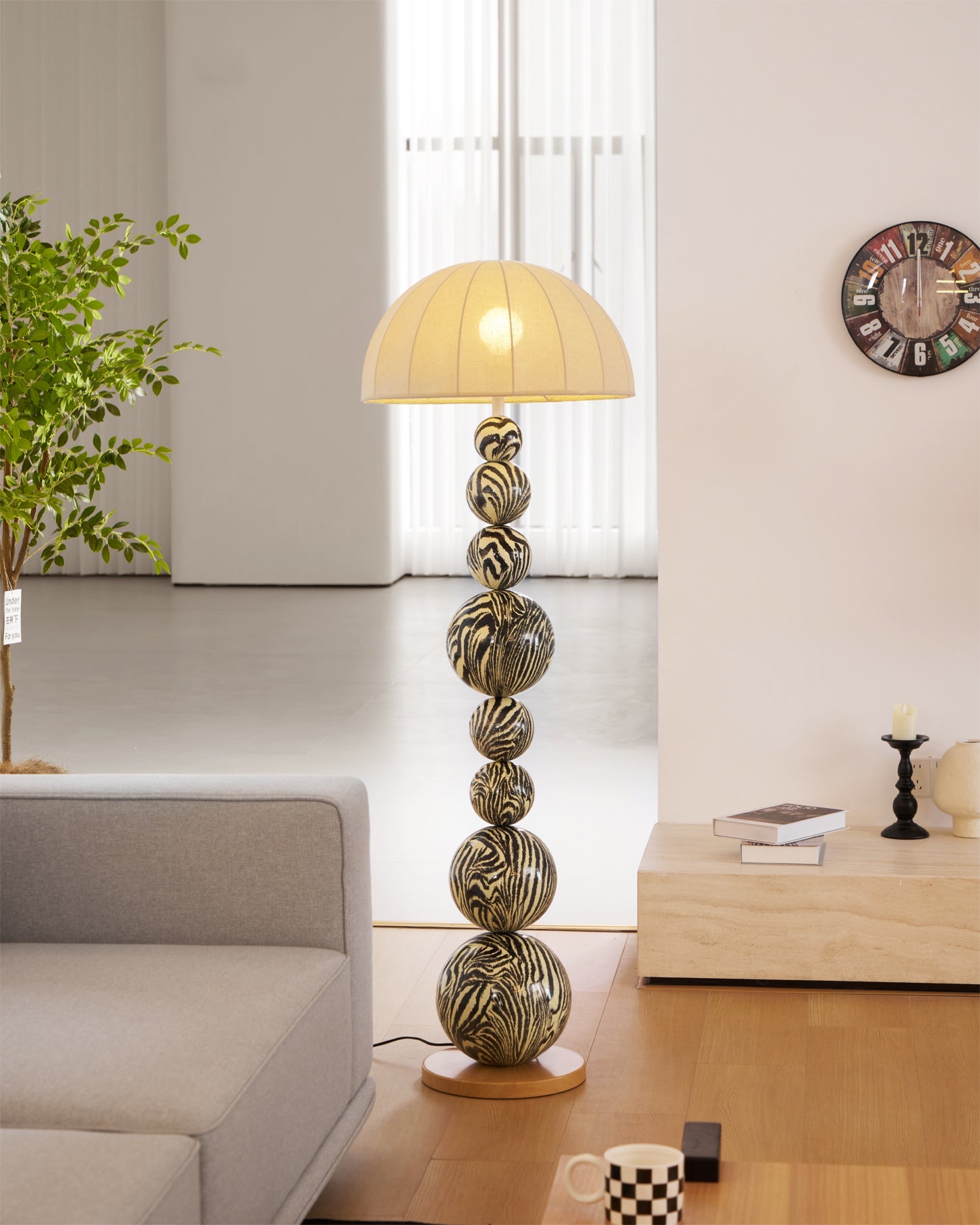 STRATHMORE MONOCHROME STRIPED LAMP