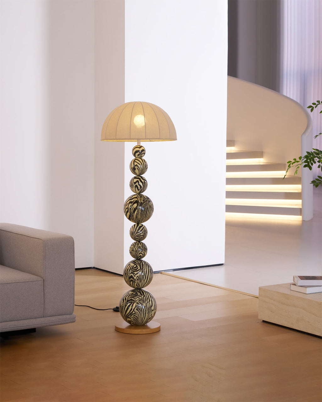 STRATHMORE MONOCHROME STRIPED LAMP
