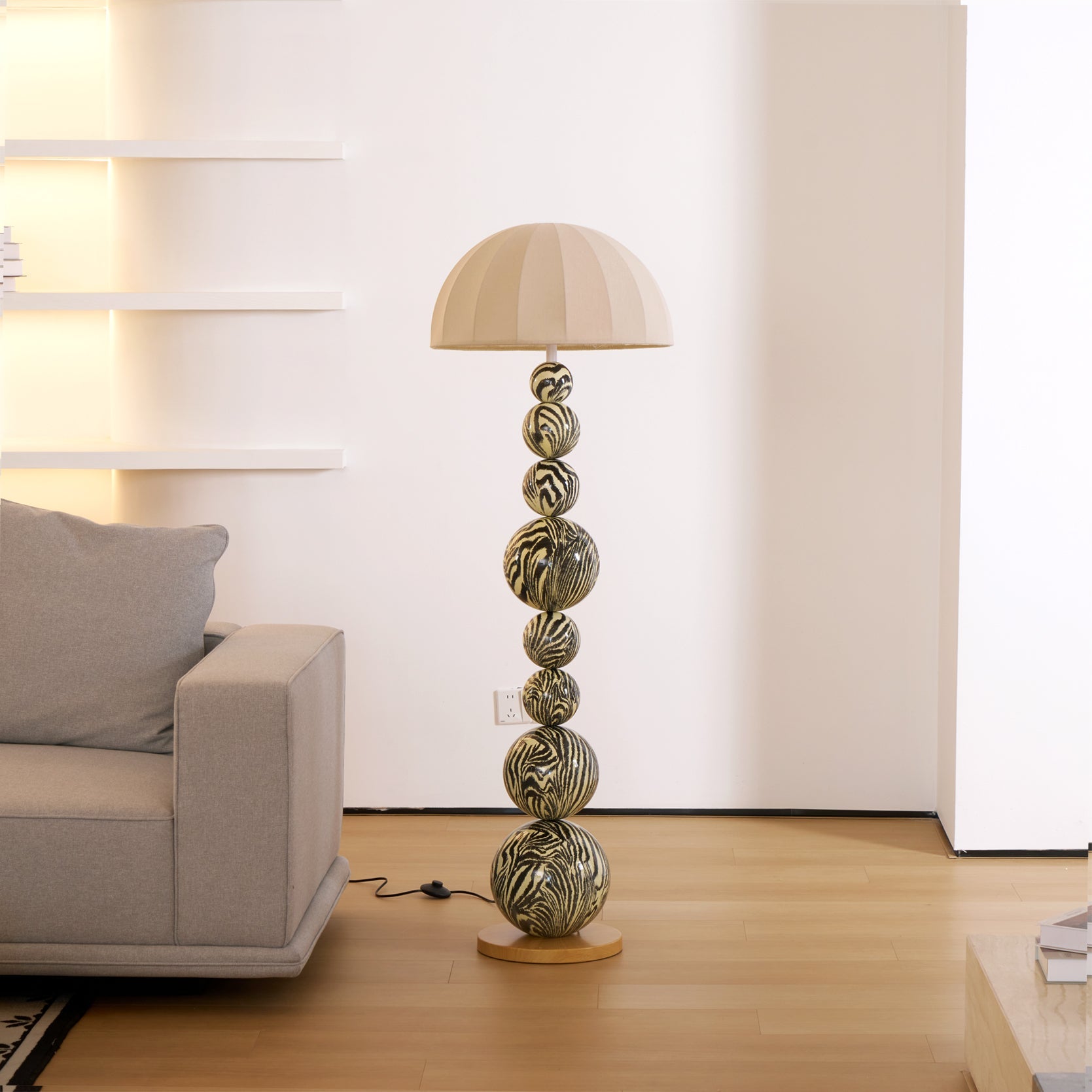 STRATHMORE MONOCHROME STRIPED LAMP