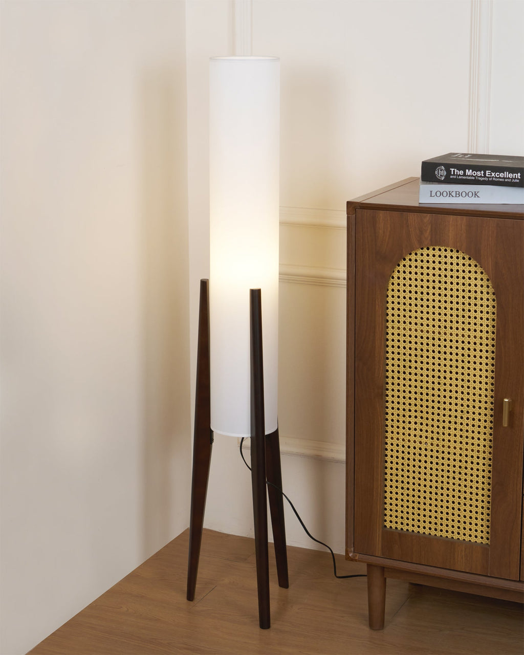 ALDERSON CALMING AMBIENT FLOOR LIGHT