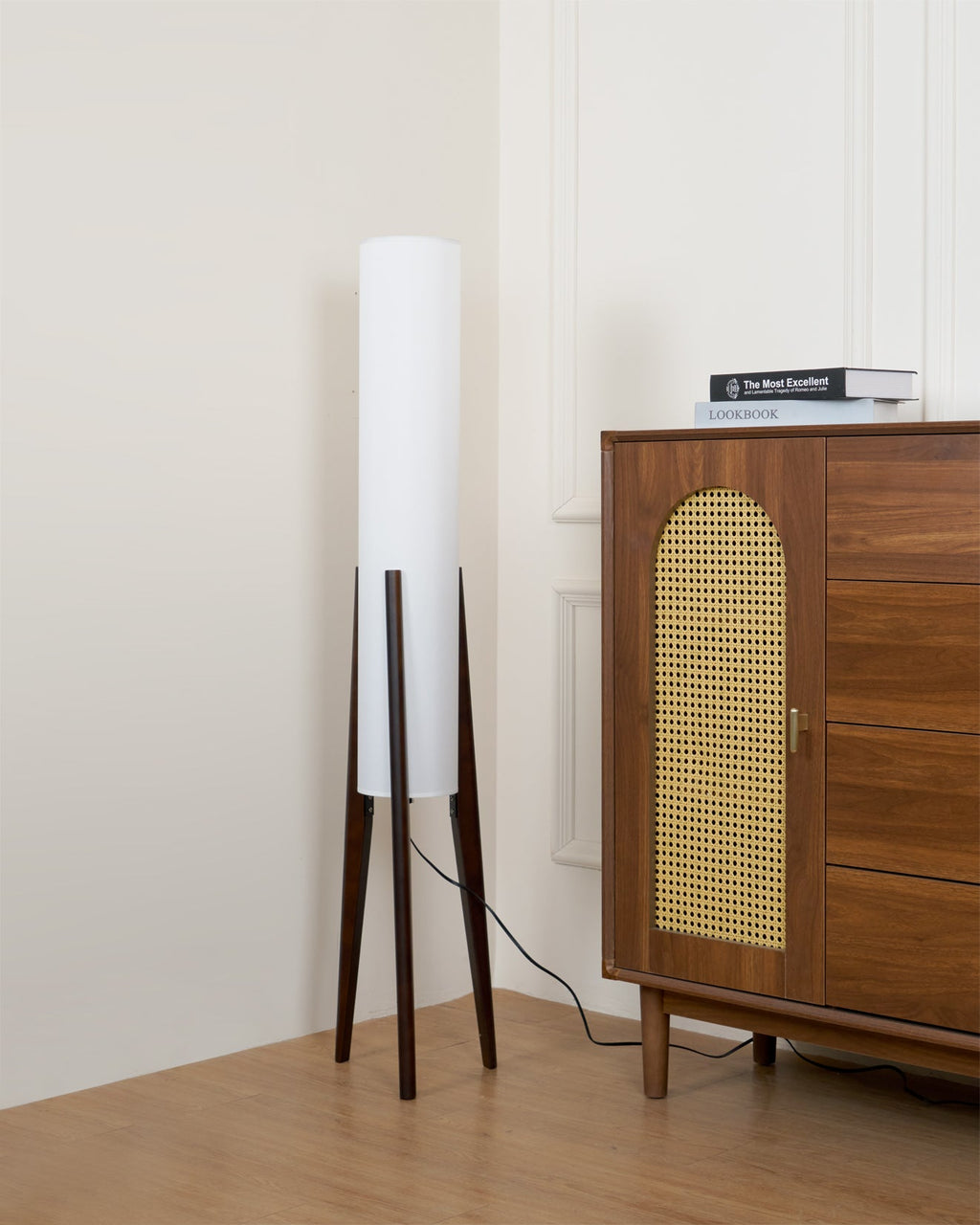ALDERSON CALMING AMBIENT FLOOR LIGHT