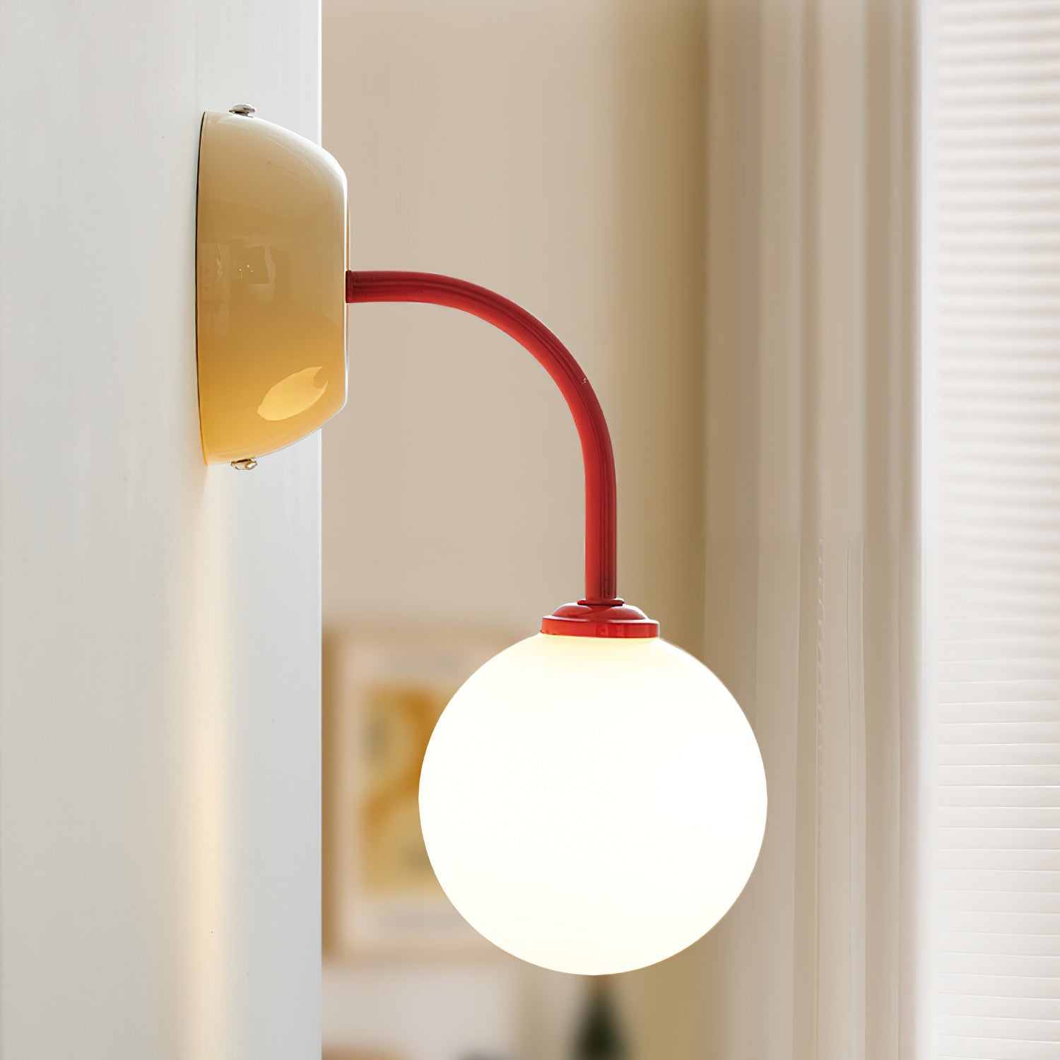 WINDSOR GLOW WALL SCONCE