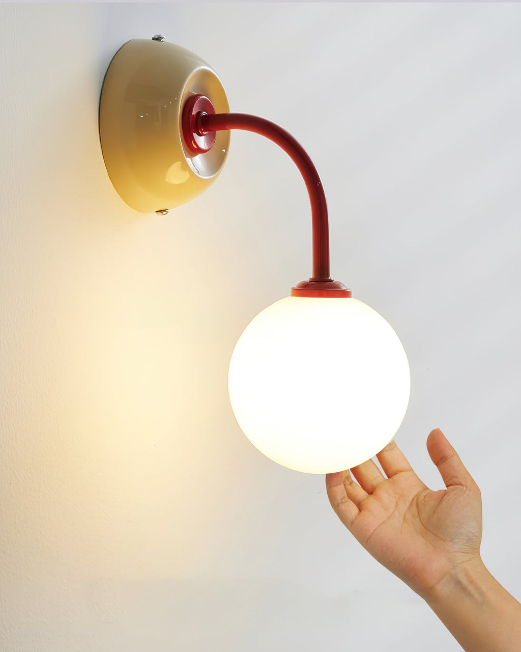 WINDSOR GLOW WALL SCONCE