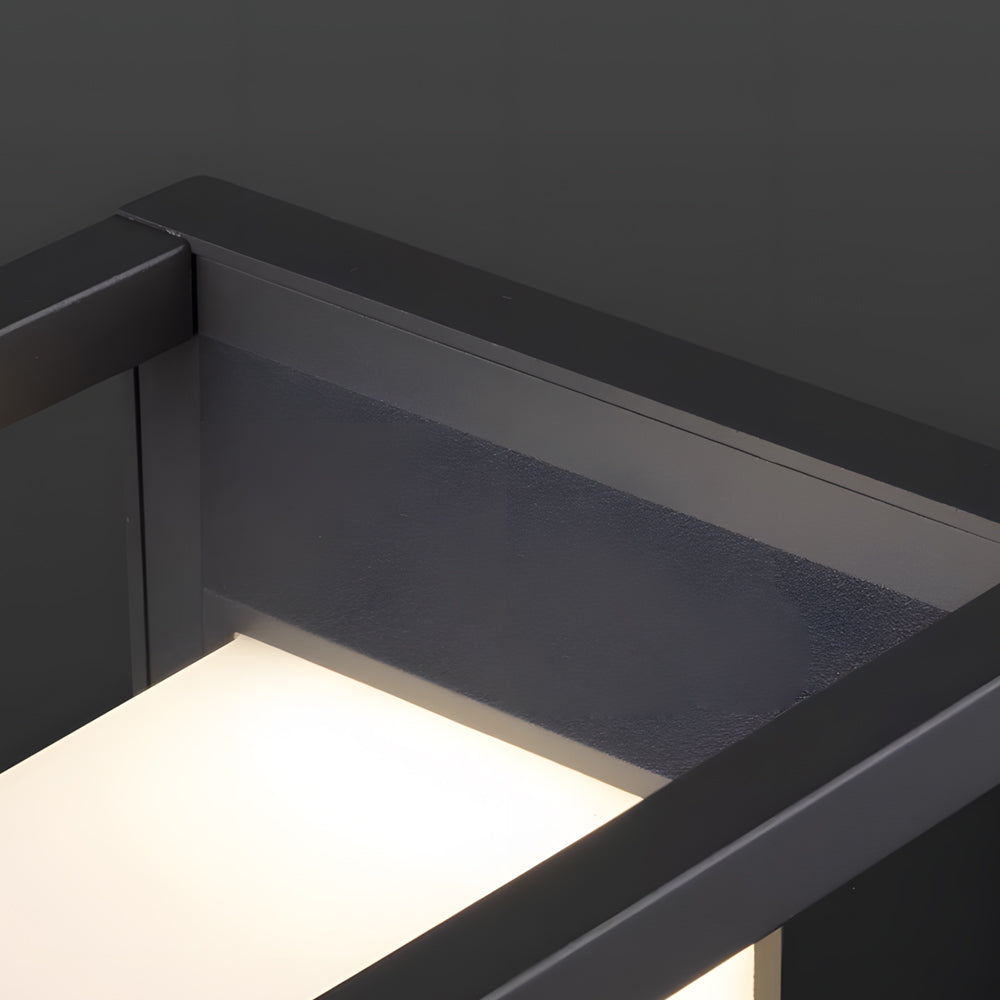 BRAMBLEWOOD SQUARE ALUMINUM OUTDOOR WALL LANTERN