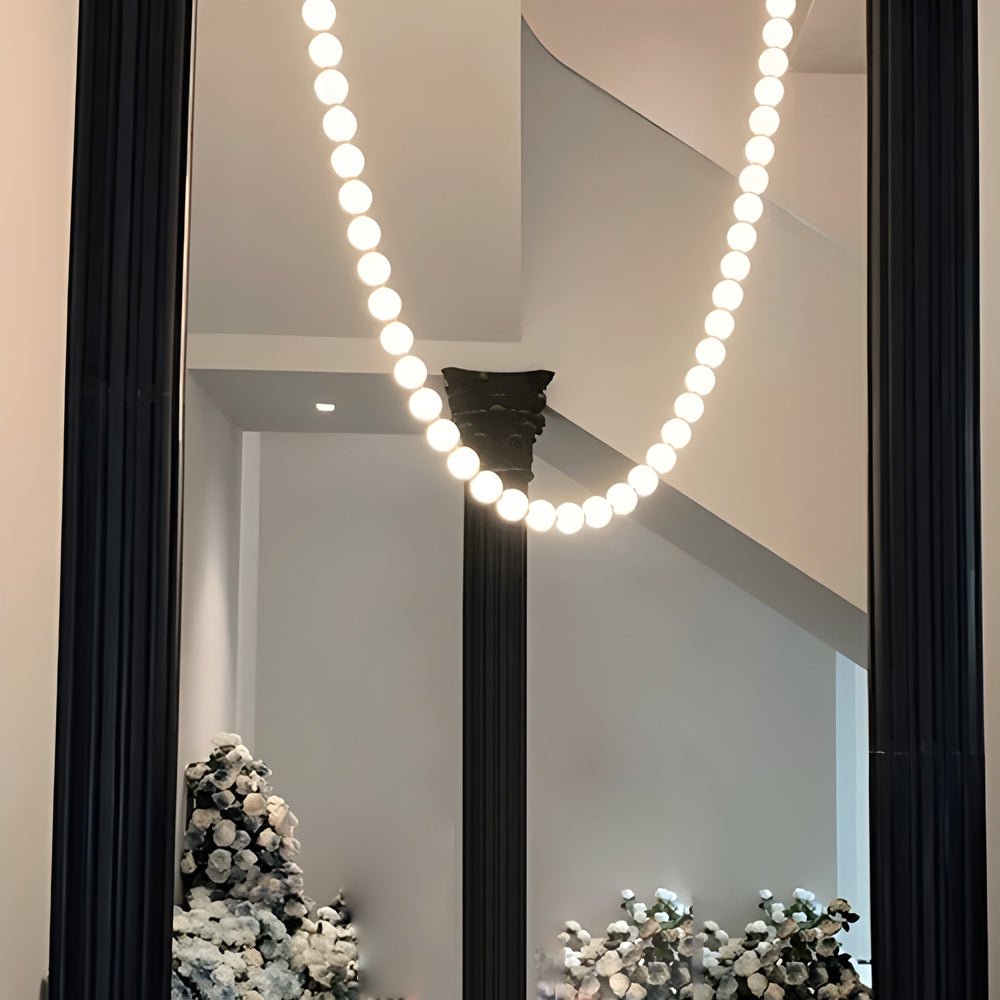 BEAUFORT ACRYLIC ORB NECKLACE LUMINAIRE