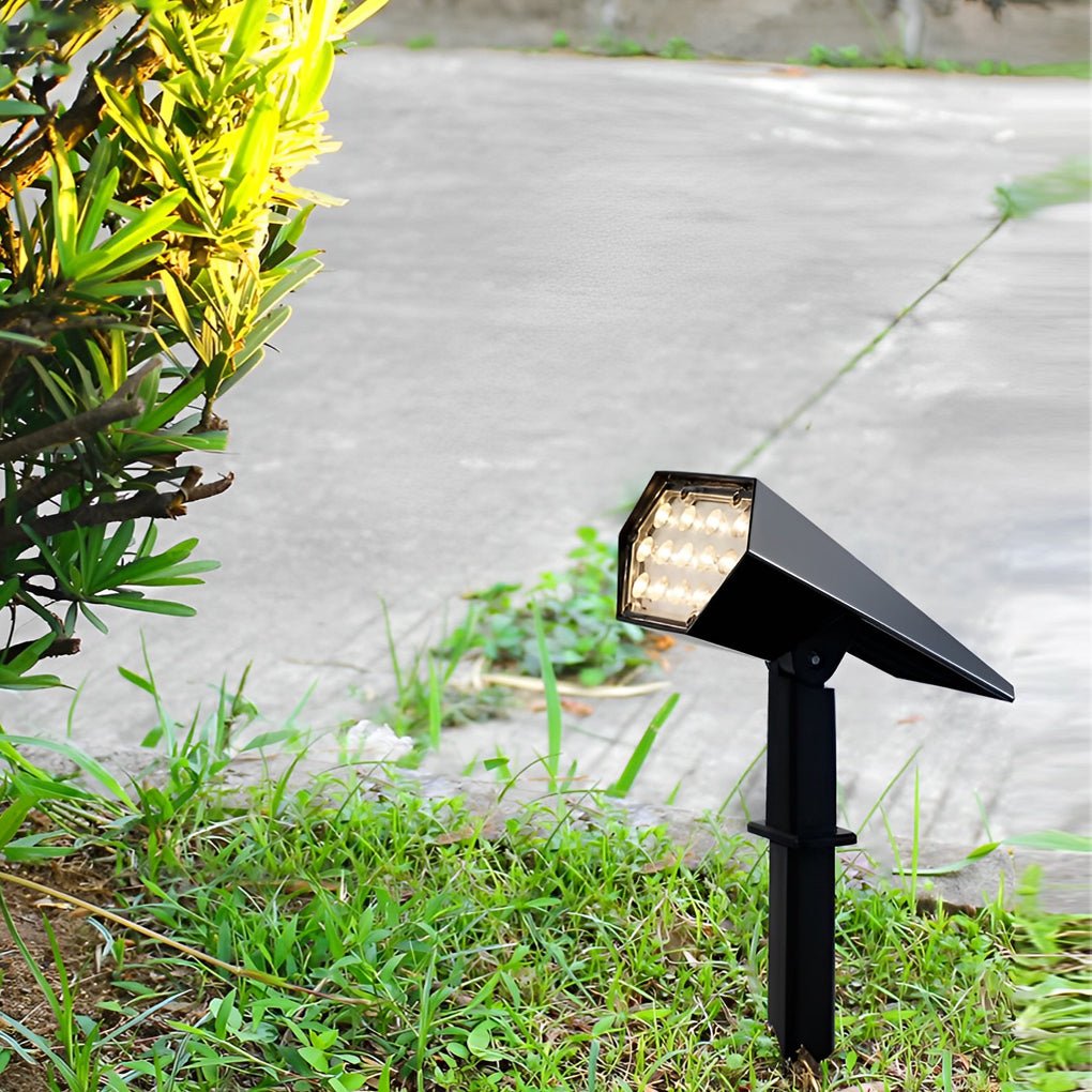 RAVENHALL SOLAR SPOTLIGHT WITH TILT FUNCTION