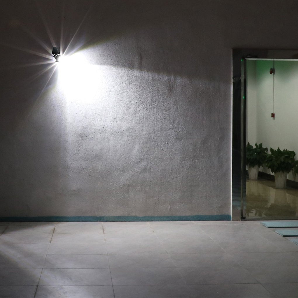 WINDSOR SOLAR MOTION-ACTIVATED WALL SPOTLIGHT