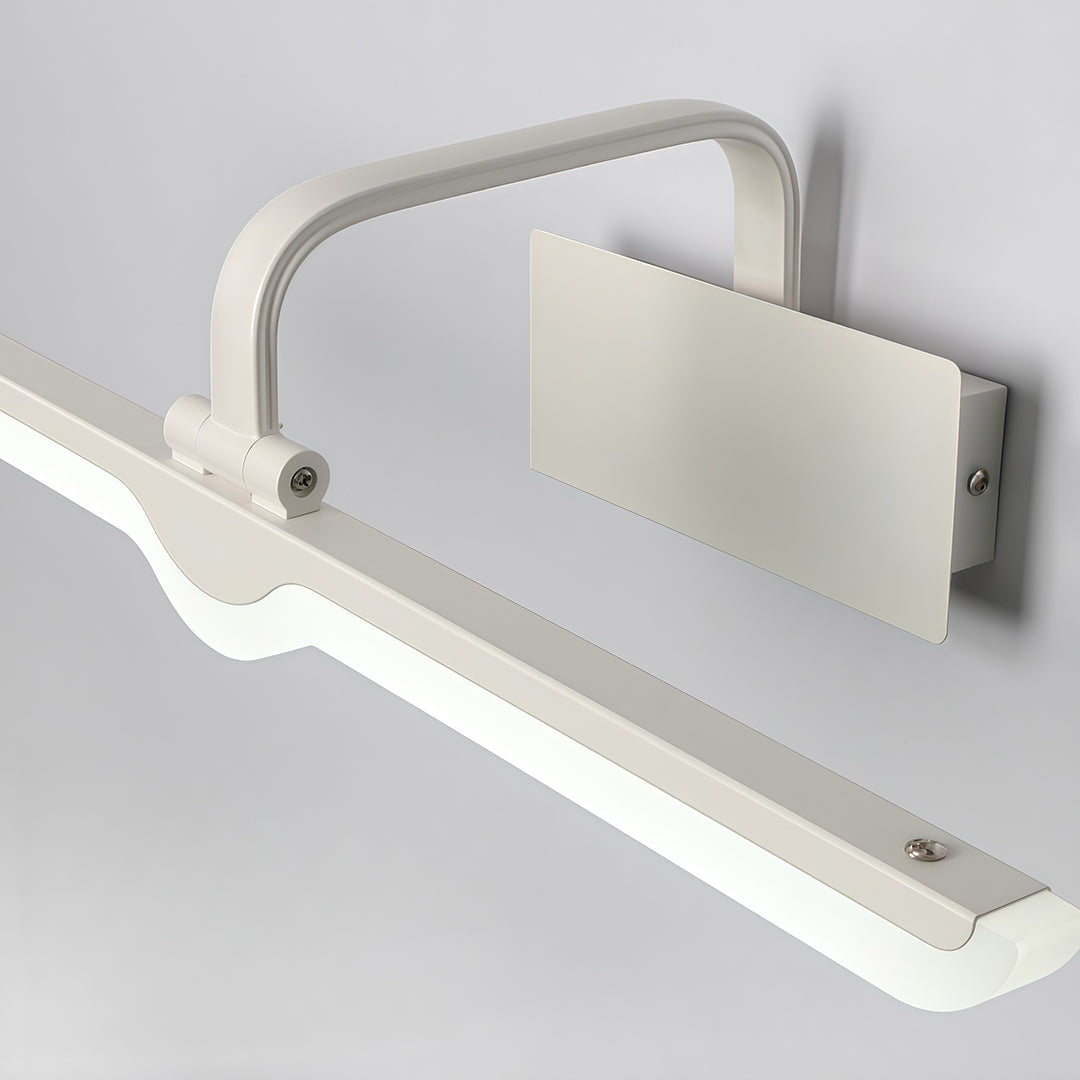 WINTHORPE WATER-RESISTANT LED BATHROOM ILLUMINATOR WITH CUSTOMIZABLE BRIGHTNESS