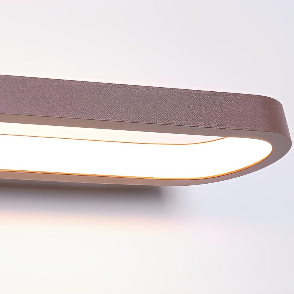 WINTHORPE CIRCULAR LED BATHROOM ILLUMINATOR WITH STREAMLINED DESIGN