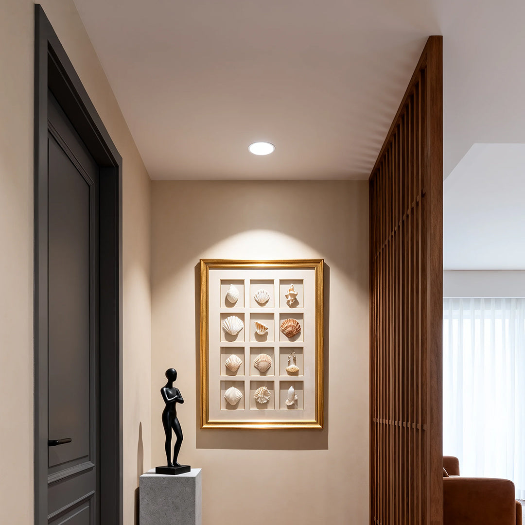 WINDSOR ALUMINUM SHIELDED RECESSED LIGHTING FOR INTERIOR SPACES