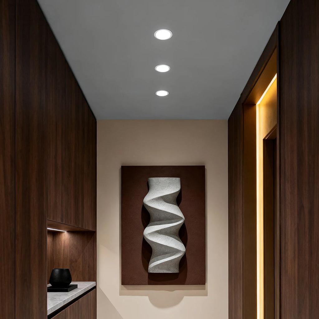 WINDSOR ALUMINUM SHIELDED RECESSED LIGHTING FOR INTERIOR SPACES