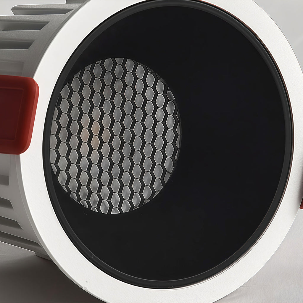 THORNBURY ALUMINUM RECESSED LED DOWNLIGHT WITH ANTI-GLARE TECHNOLOGY