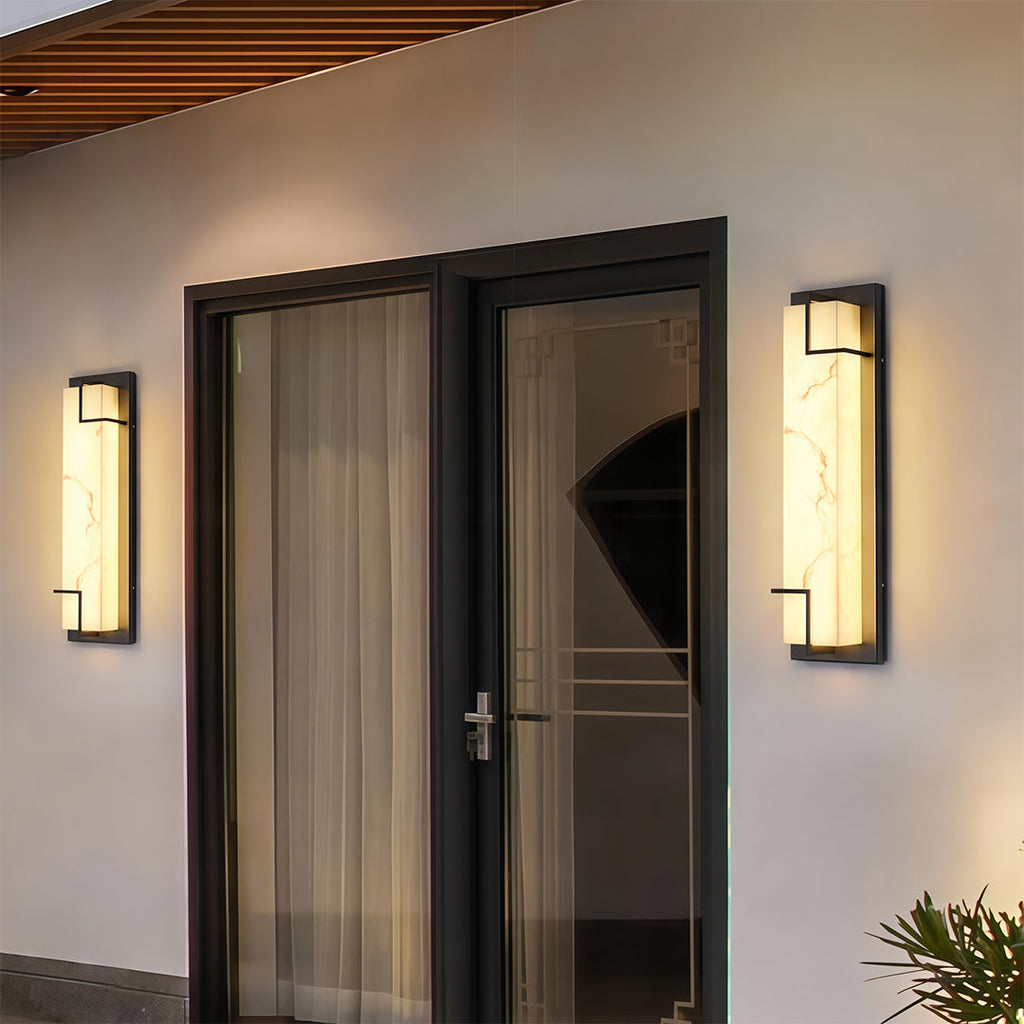 RAVENSHIRE BLACKSTONE OUTDOOR WALL LANTERN