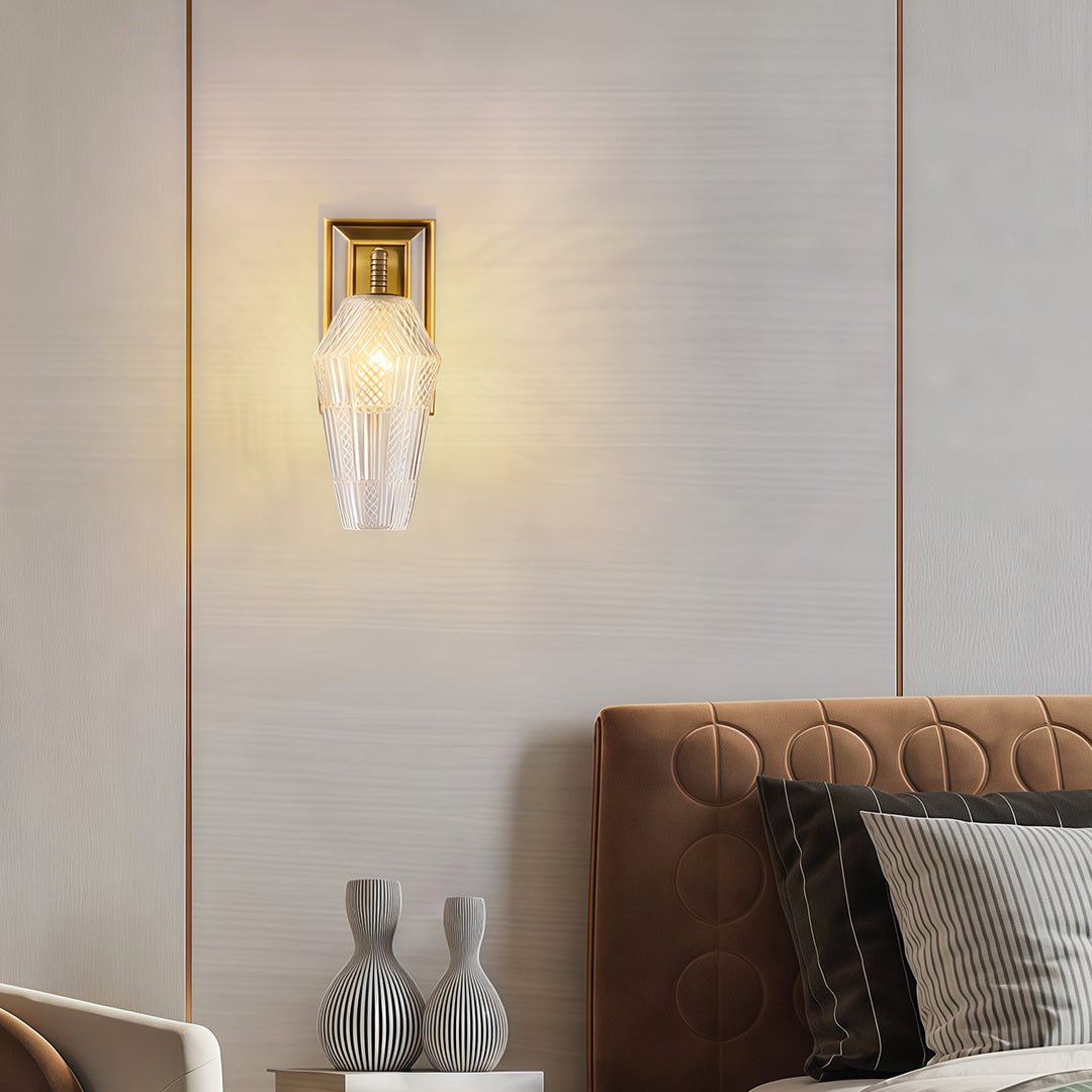 VIOLETTE BRASS FRENCH INSPIRED WALL LANTERN