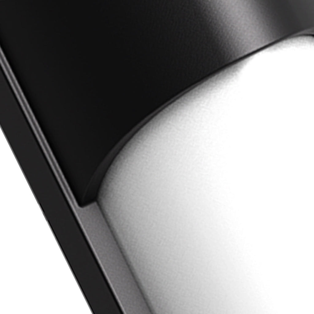 RAVENWOOD WEATHERPROOF OUTDOOR WALL LANTERN