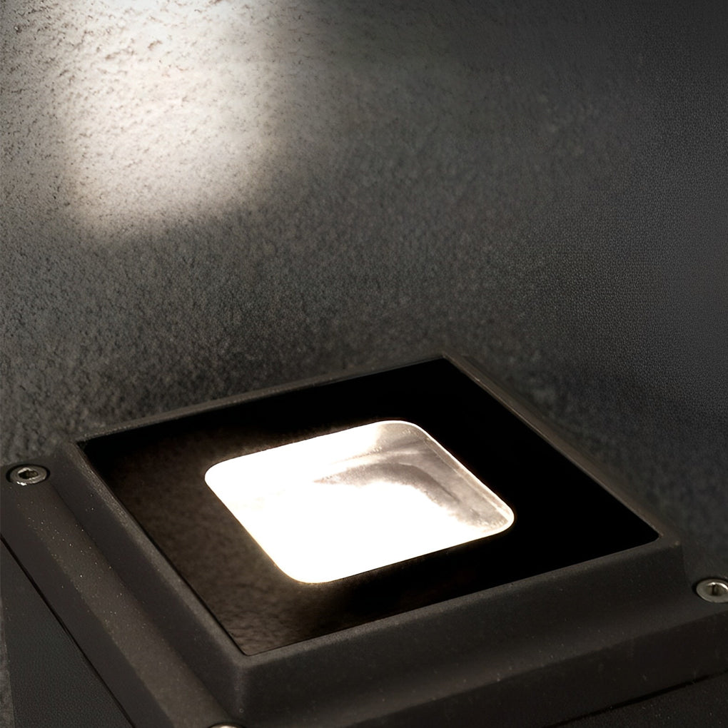 WINDSOR LED OUTDOOR RAIN-RESISTANT WALL WASHER LANTERN