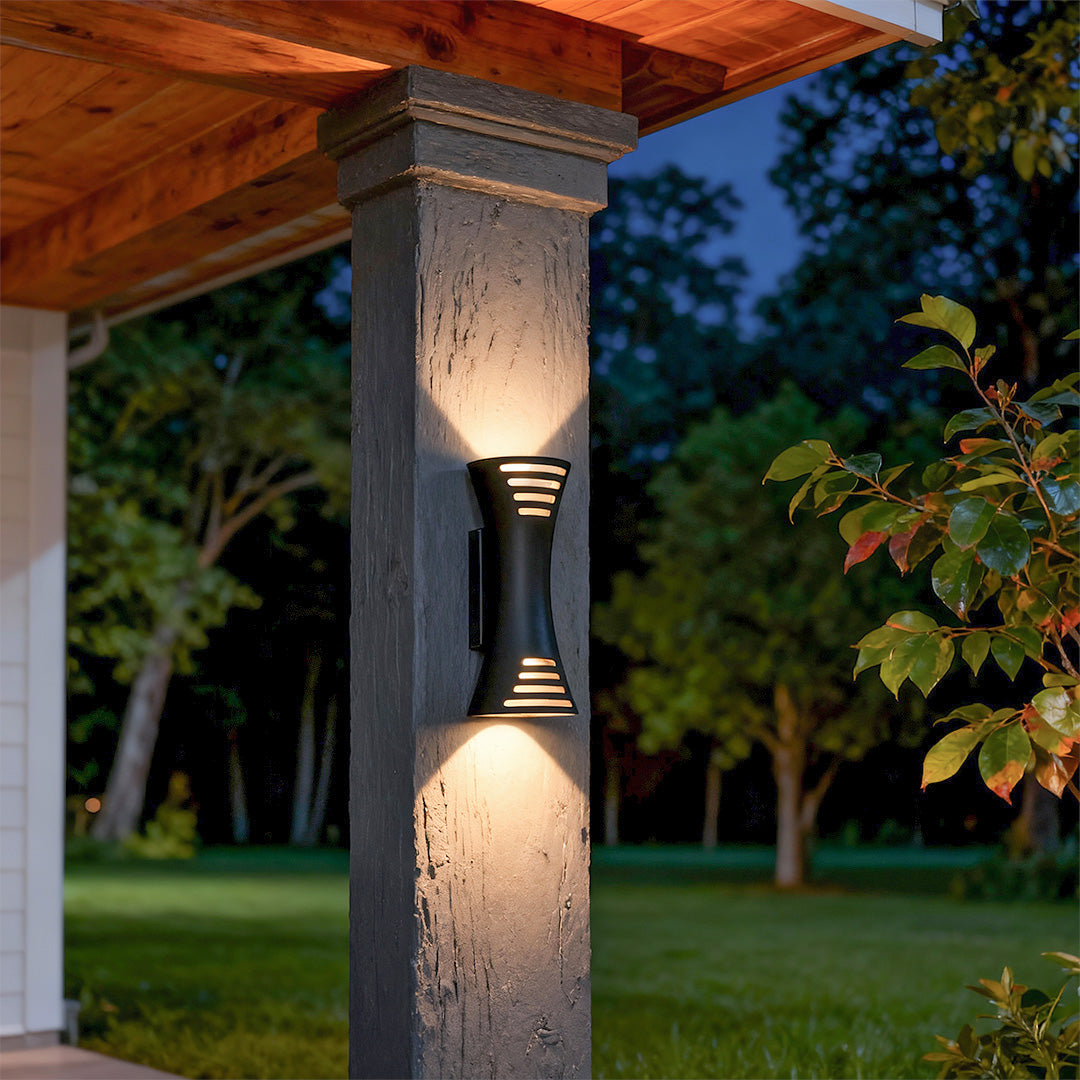 WINDSOR RAINBOW DUAL-FLOW LED WALL LIGHT