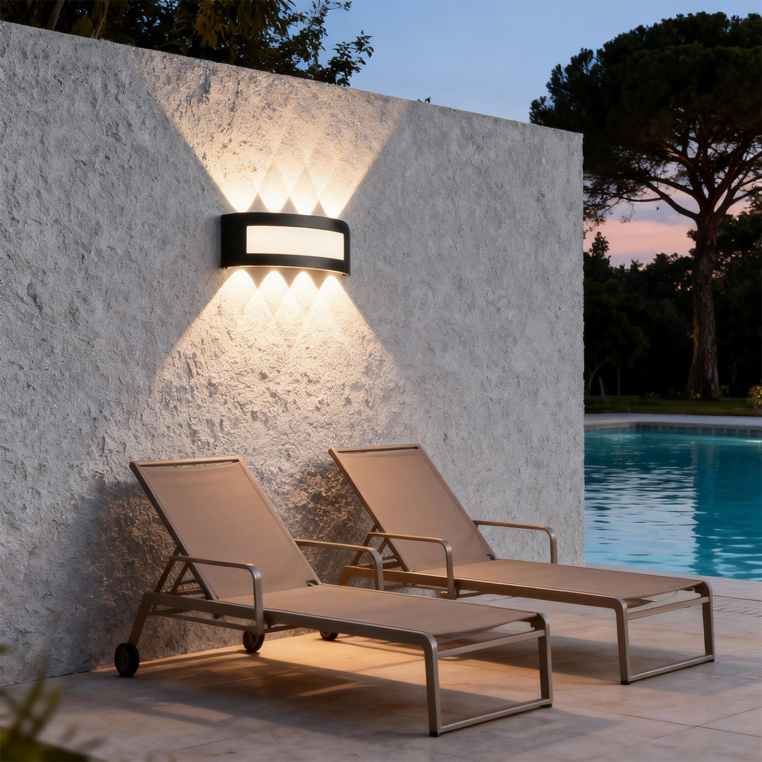 WINDSOR DUAL-FACED OUTDOOR BEACON LAMP