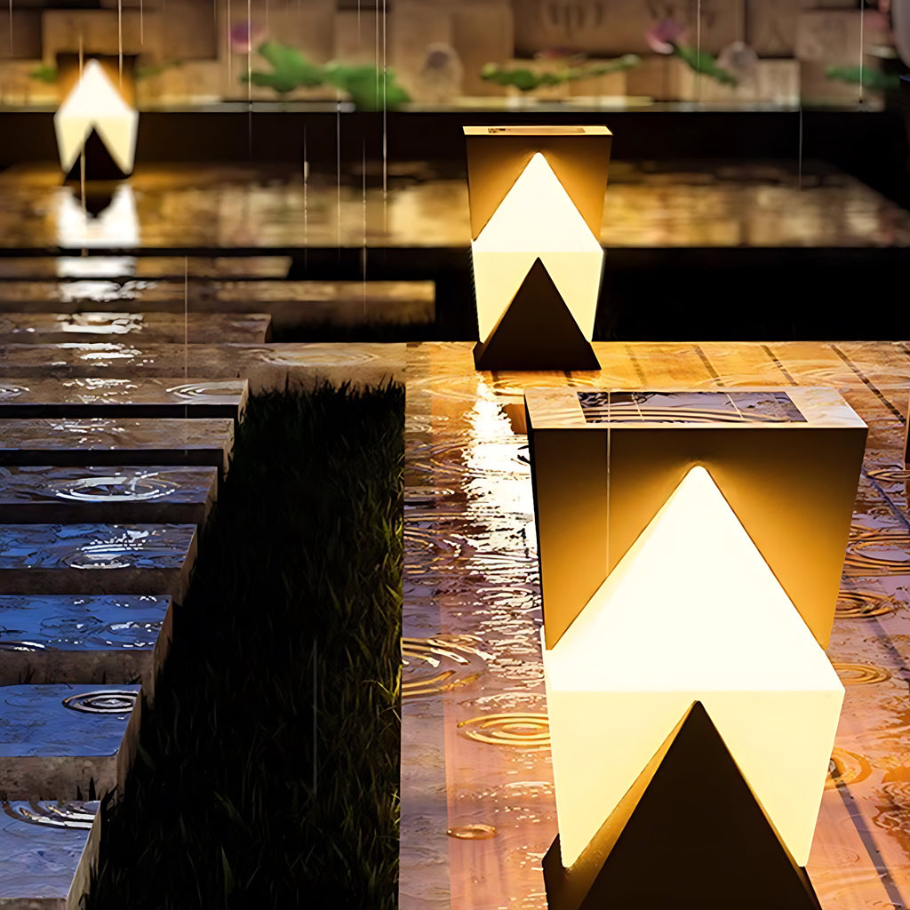 RAVENHURST AQUA GUARDIAN PILLAR LANTERN