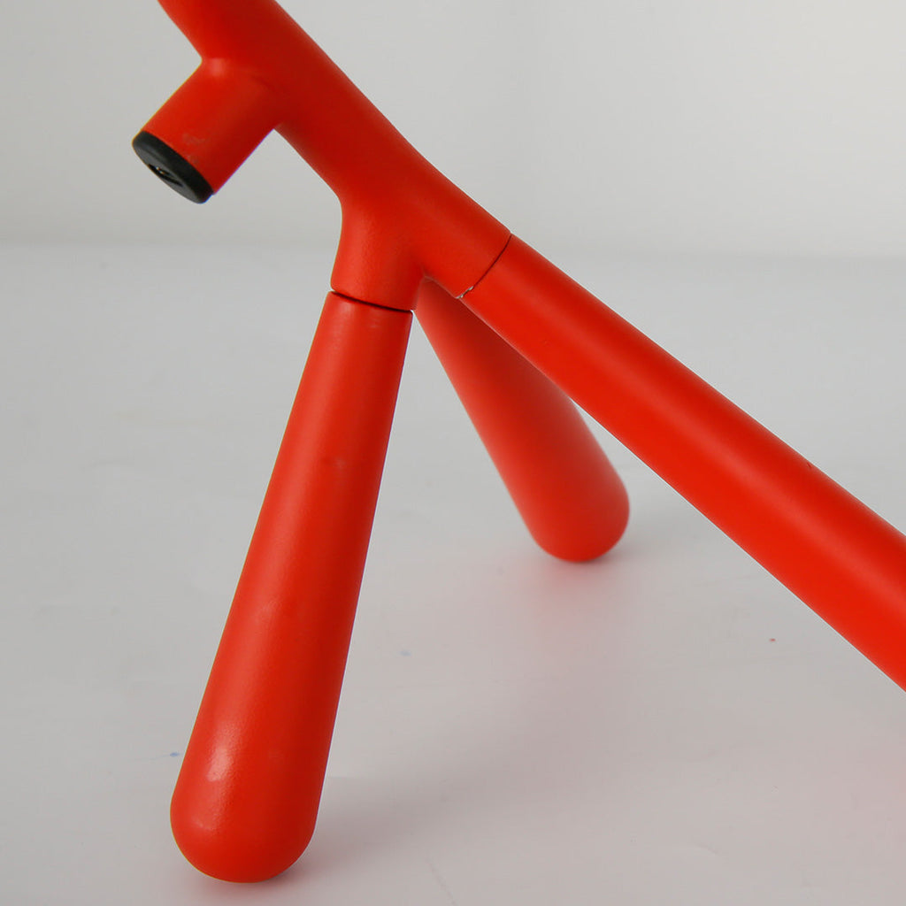THISTLEWOOD TRIPOD LED LAMP WITH ROTATABLE SHADE